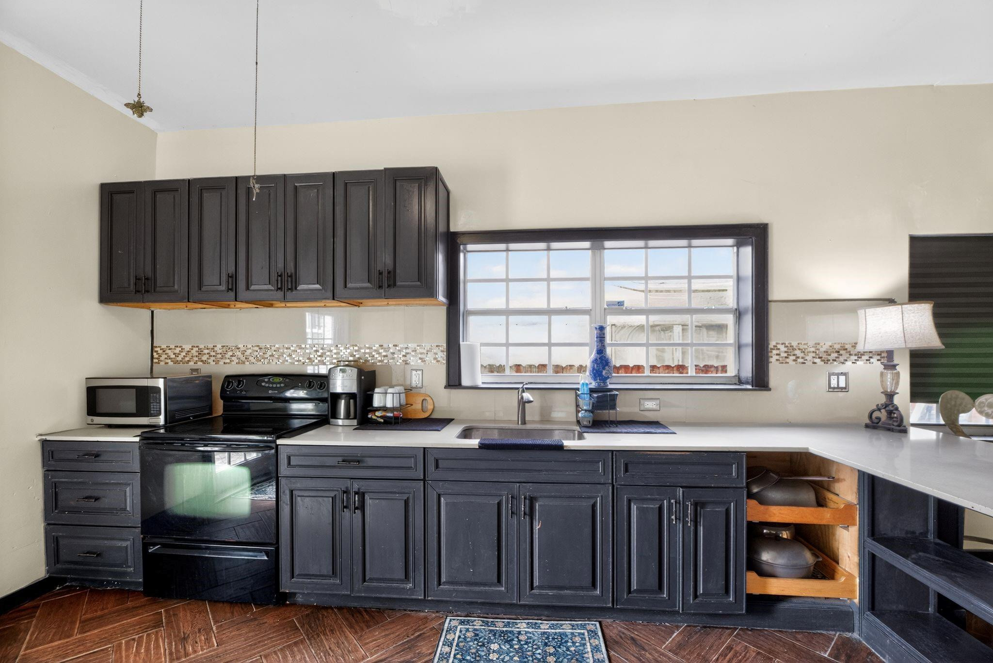 HOLLYWOOD SOUTH SIDE ADD - Residential