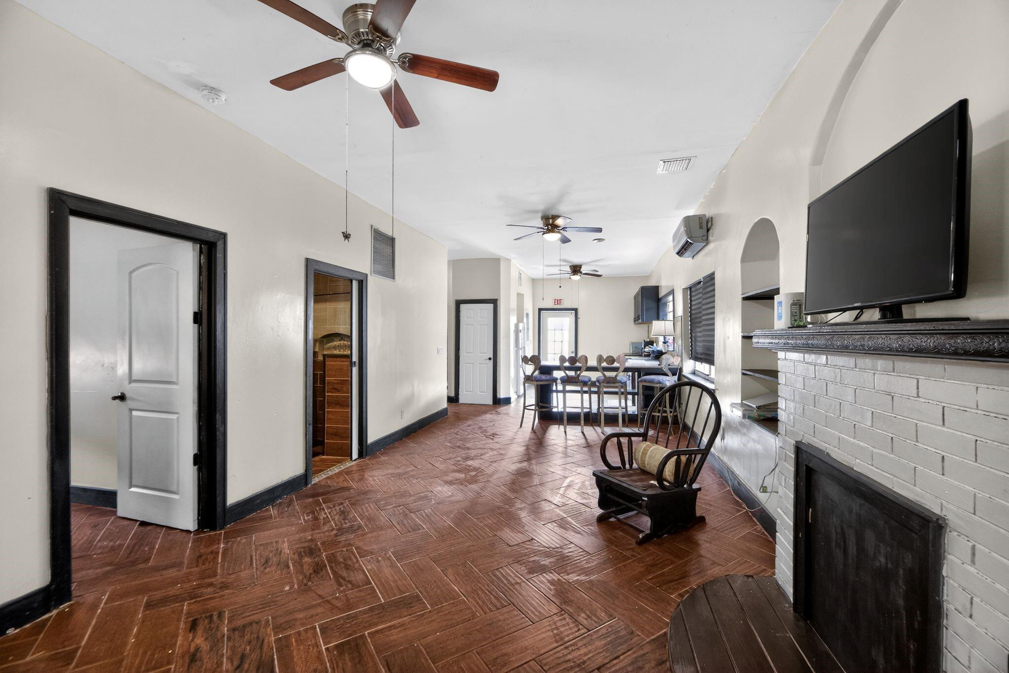 HOLLYWOOD SOUTH SIDE ADD - Residential