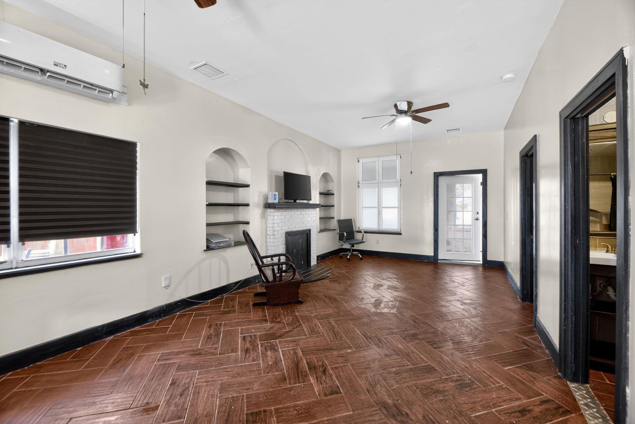 HOLLYWOOD SOUTH SIDE ADD - Residential