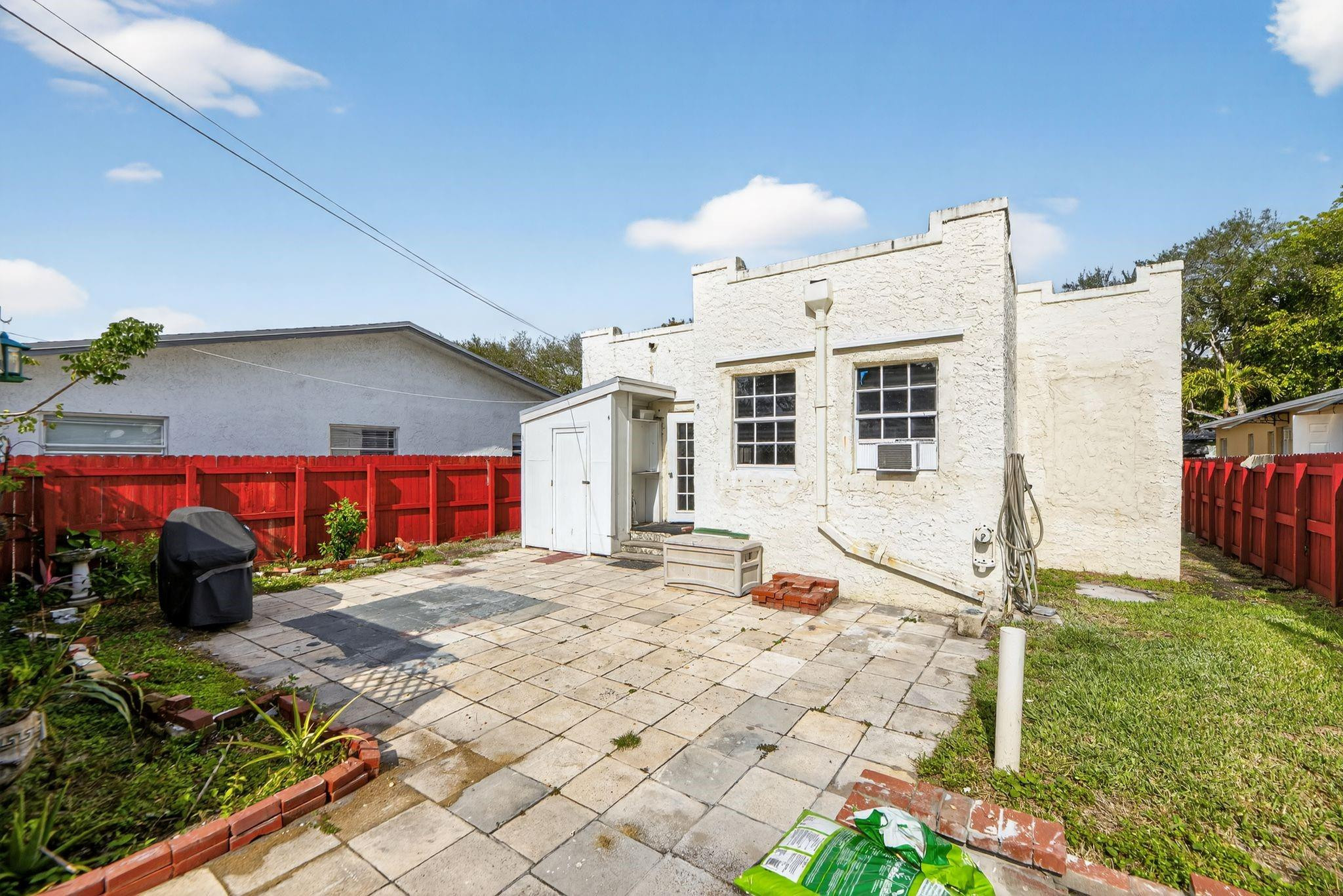 HOLLYWOOD SOUTH SIDE ADD - Residential