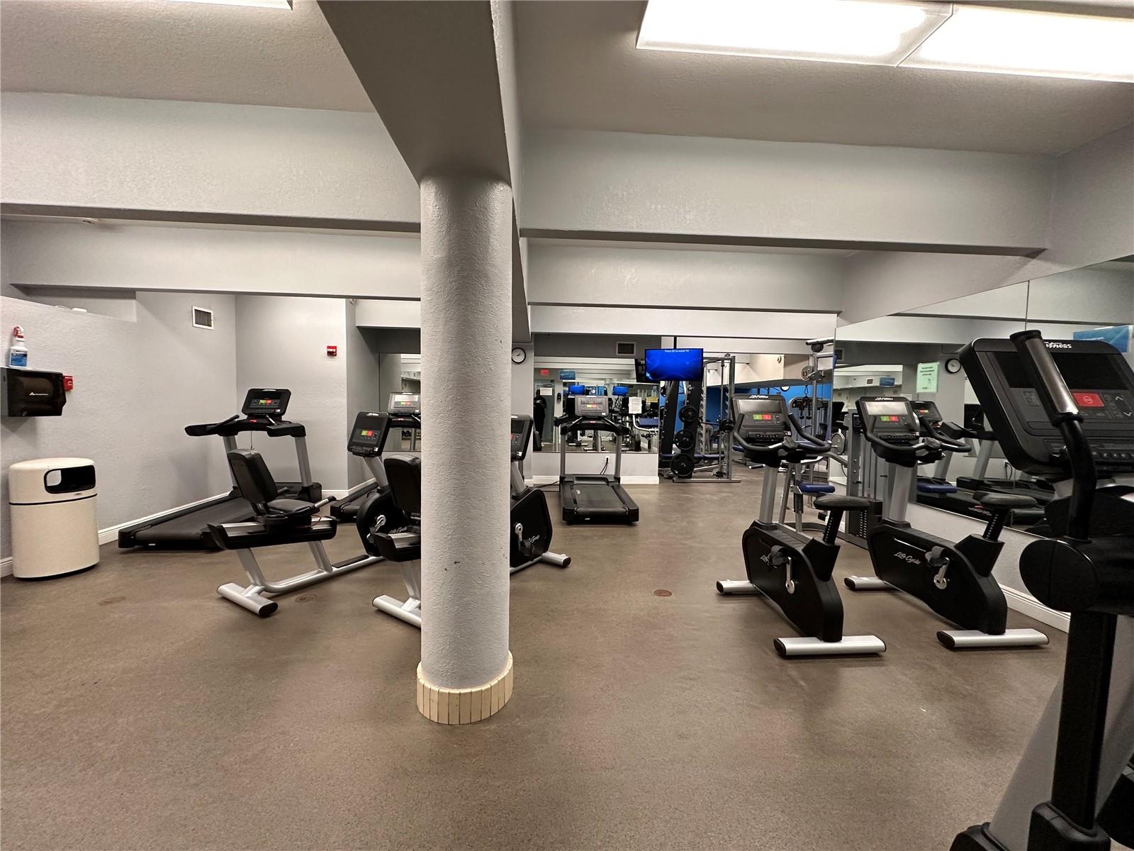 LA MER ESTATES WEST CONDO - Residential