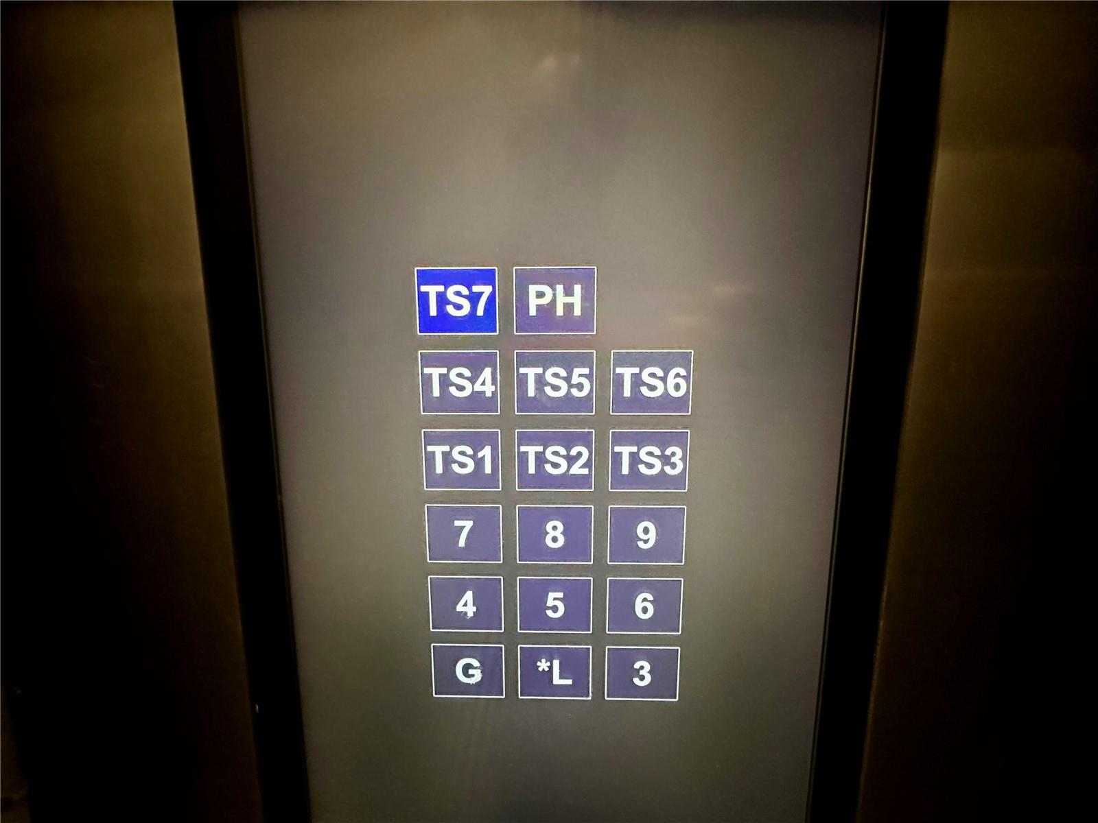 LA MER ESTATES WEST CONDO - Residential