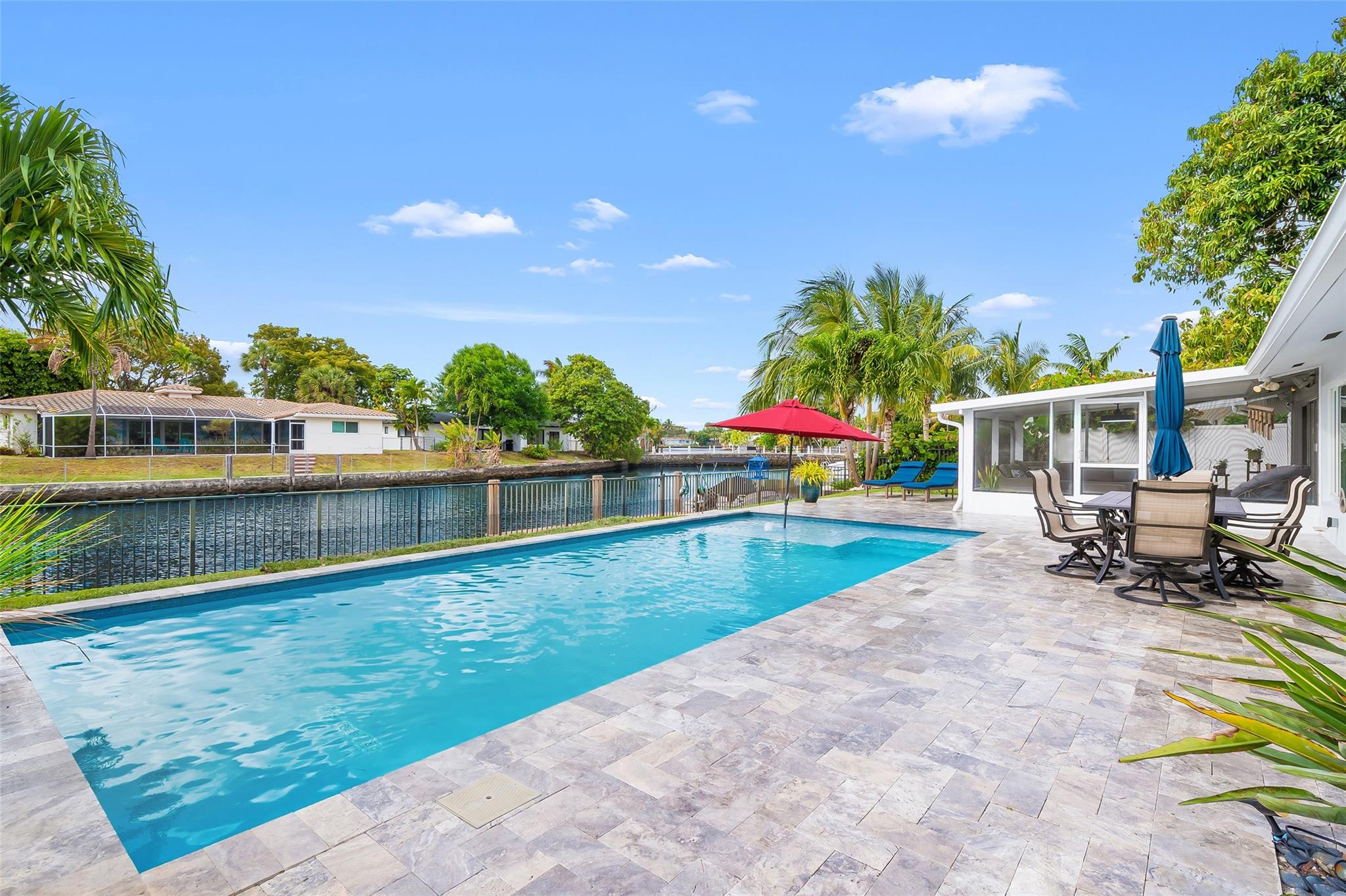 2817 NW 9th Ter