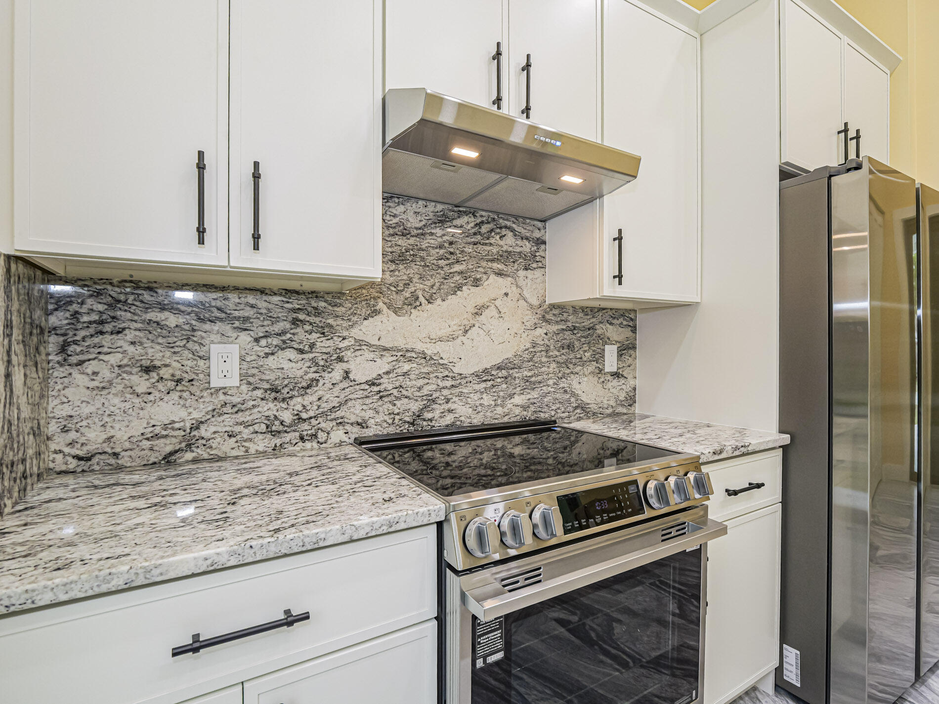 TOWNSITE PLAT OF ROSELAND - Residential Lease