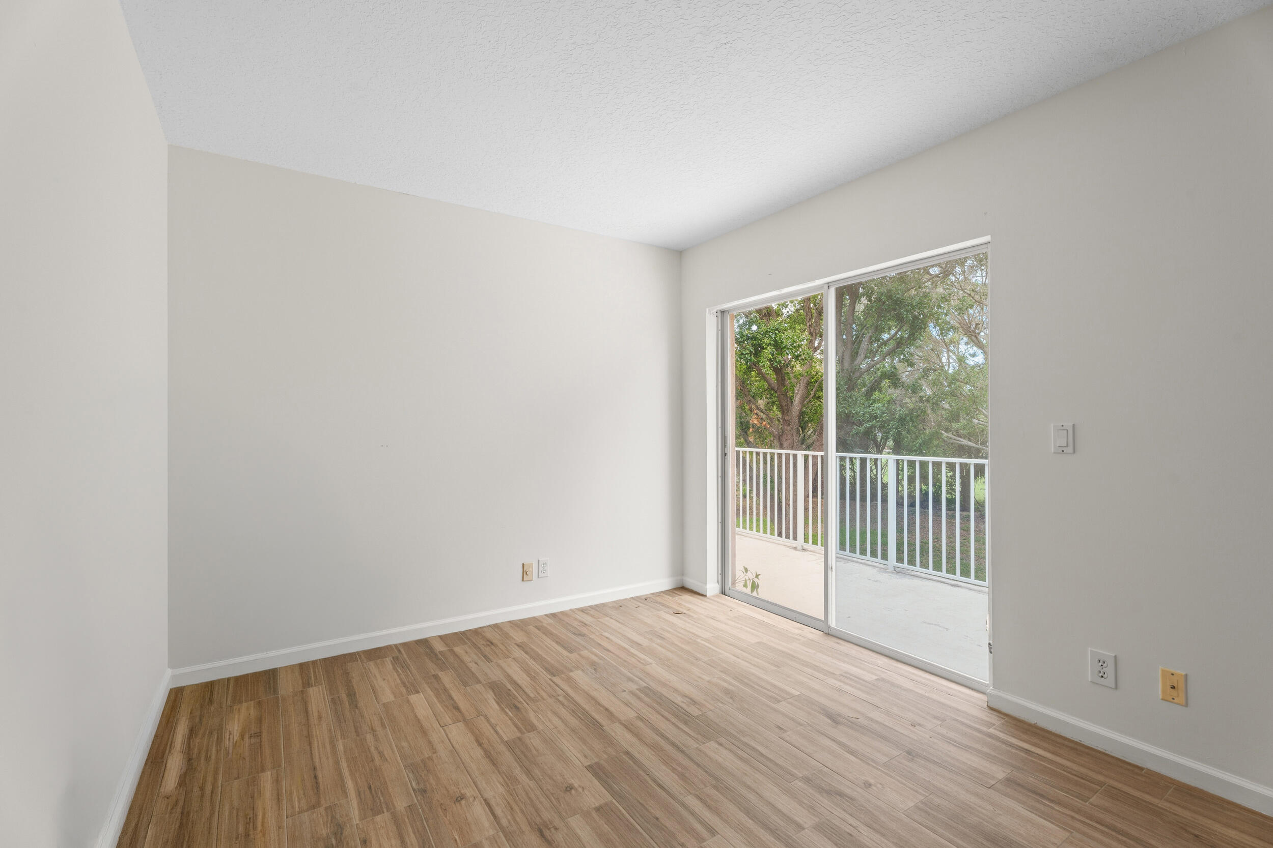 HAMMOCK CREEK - Residential