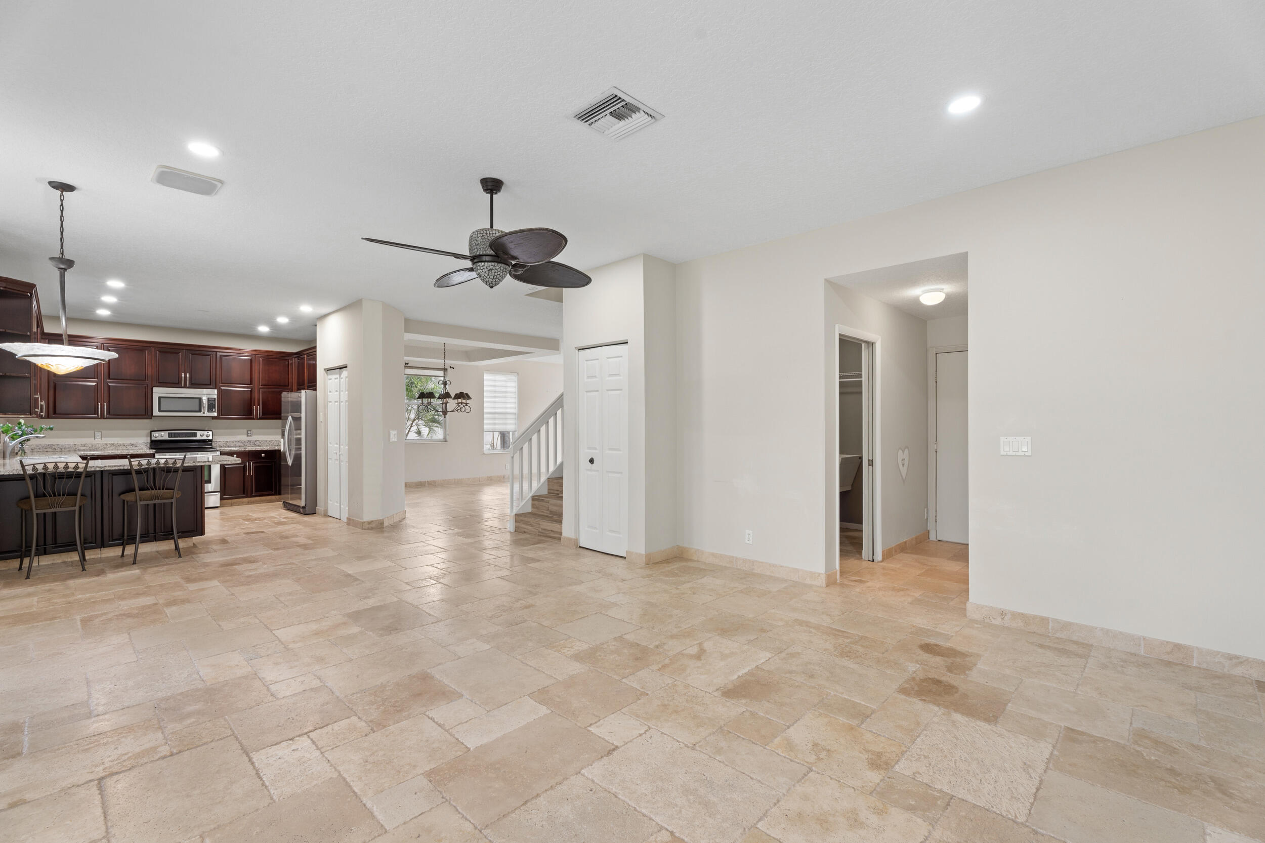 HAMMOCK CREEK - Residential