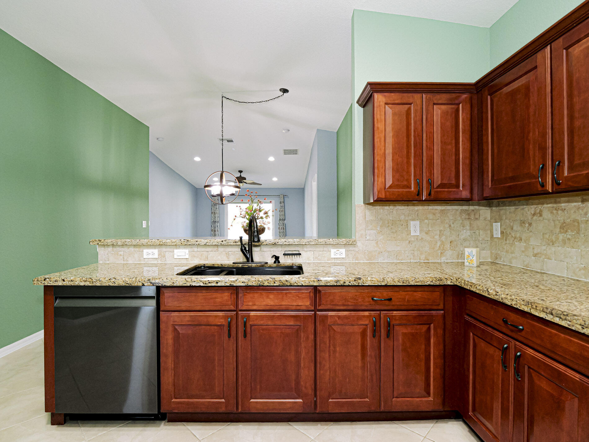 VEROLAGO PHASE 5 - Residential