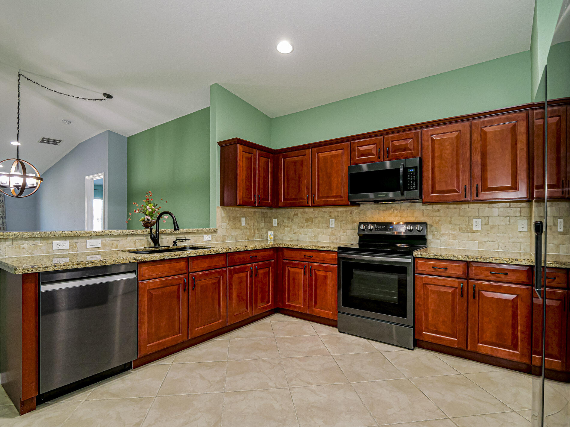 VEROLAGO PHASE 5 - Residential