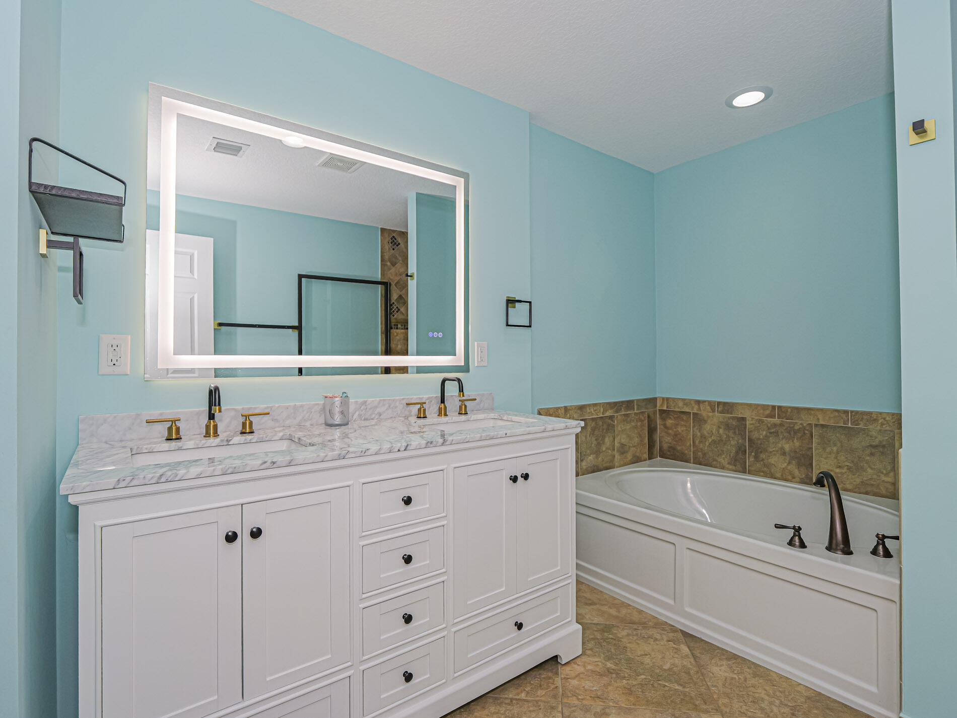 VEROLAGO PHASE 5 - Residential