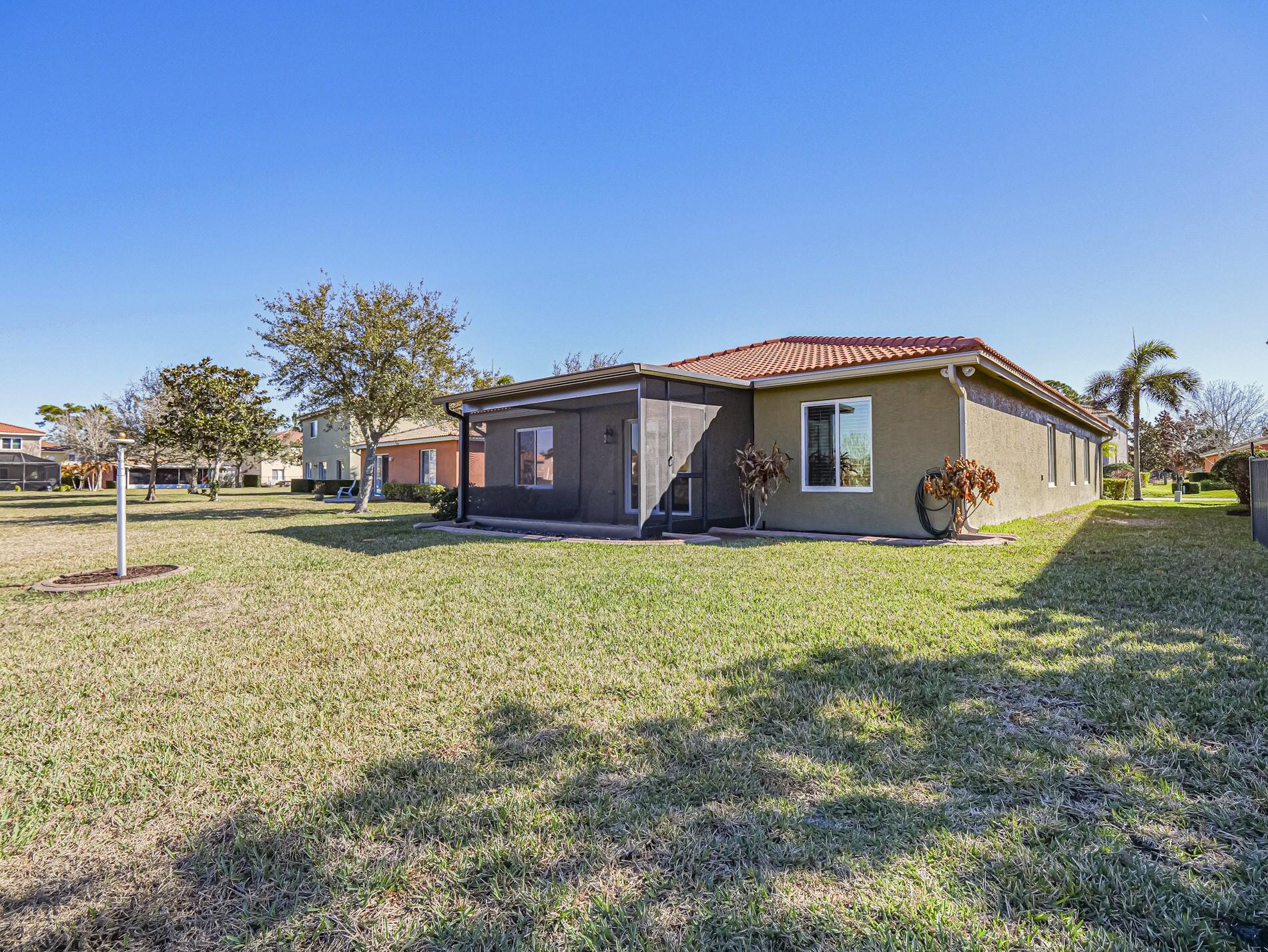 VEROLAGO PHASE 5 - Residential