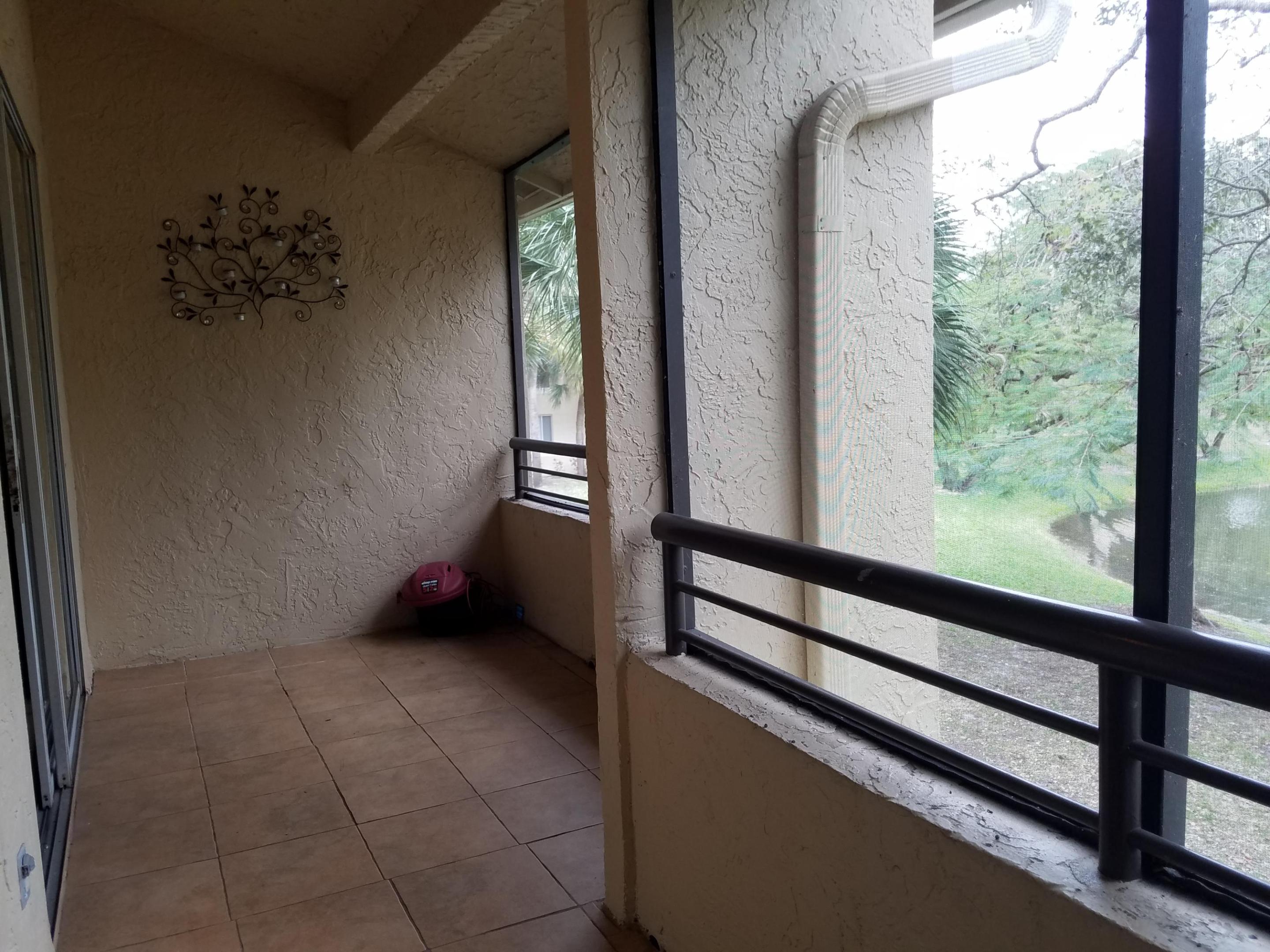 COCO PARC CONDO - Residential Lease