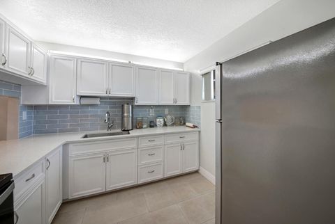 Tiny photo for 2812 S Garden Drive #109, Lake Worth, FL 33461 (MLS # R11131139)