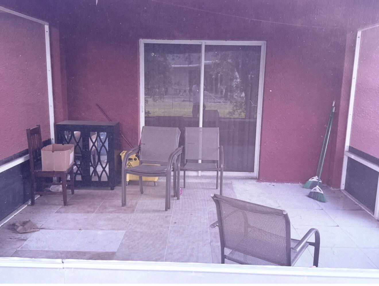 PORT ST LUCIE SECTION 40 - Residential Lease