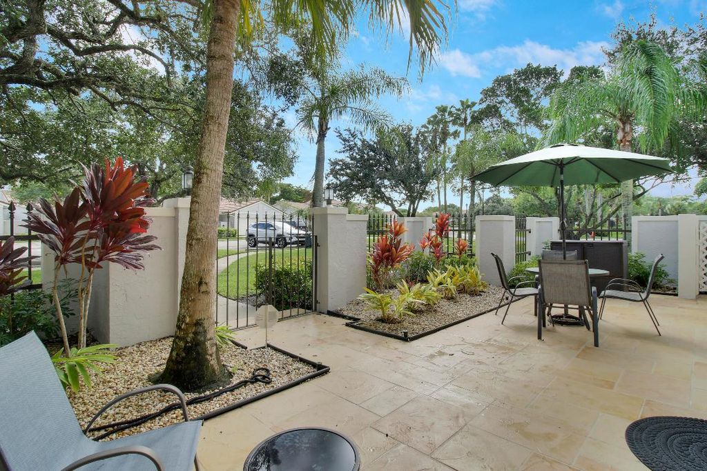 Photo of 377 Prestwick Lane #2, Palm Beach Gardens, FL 33418 (MLS # R11095118)