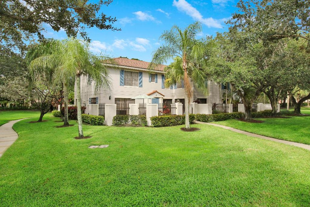 Photo of 377 Prestwick Lane #2, Palm Beach Gardens, FL 33418 (MLS # R11095118)