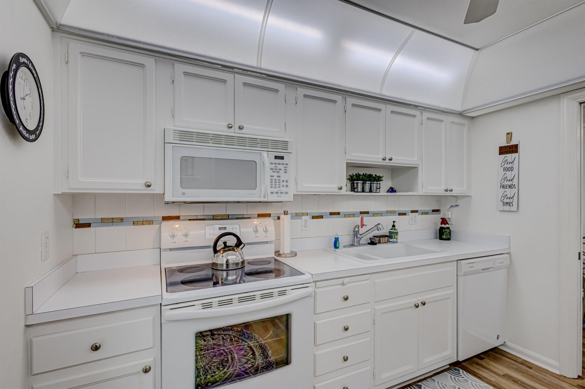 SUGAR SANDS CONDO 5 - Residential Lease