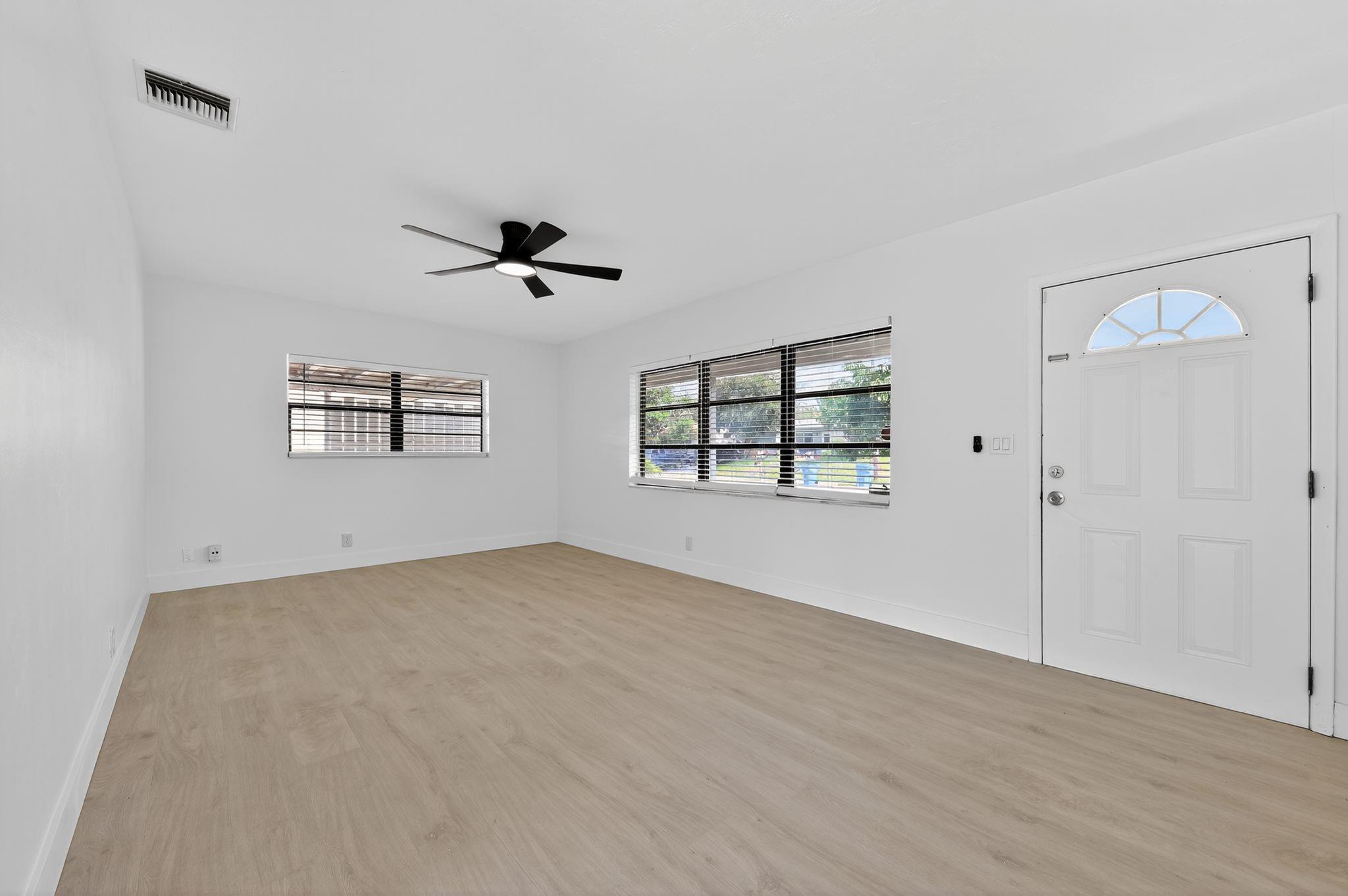 Lantana Heights 04 - Residential