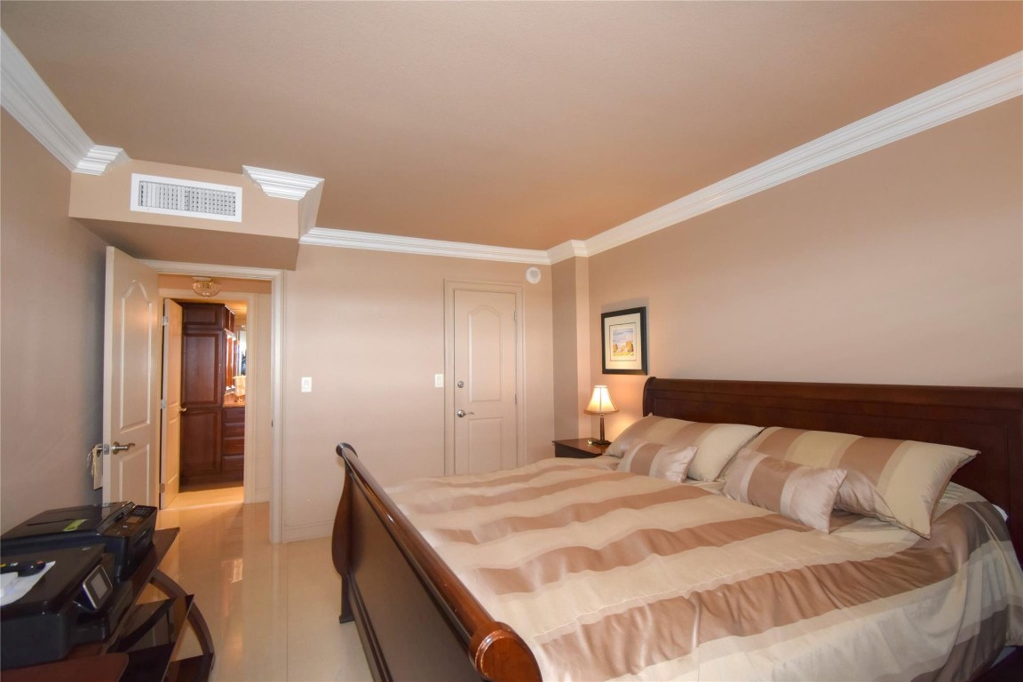 Century Plaza Condo - Residential Lease