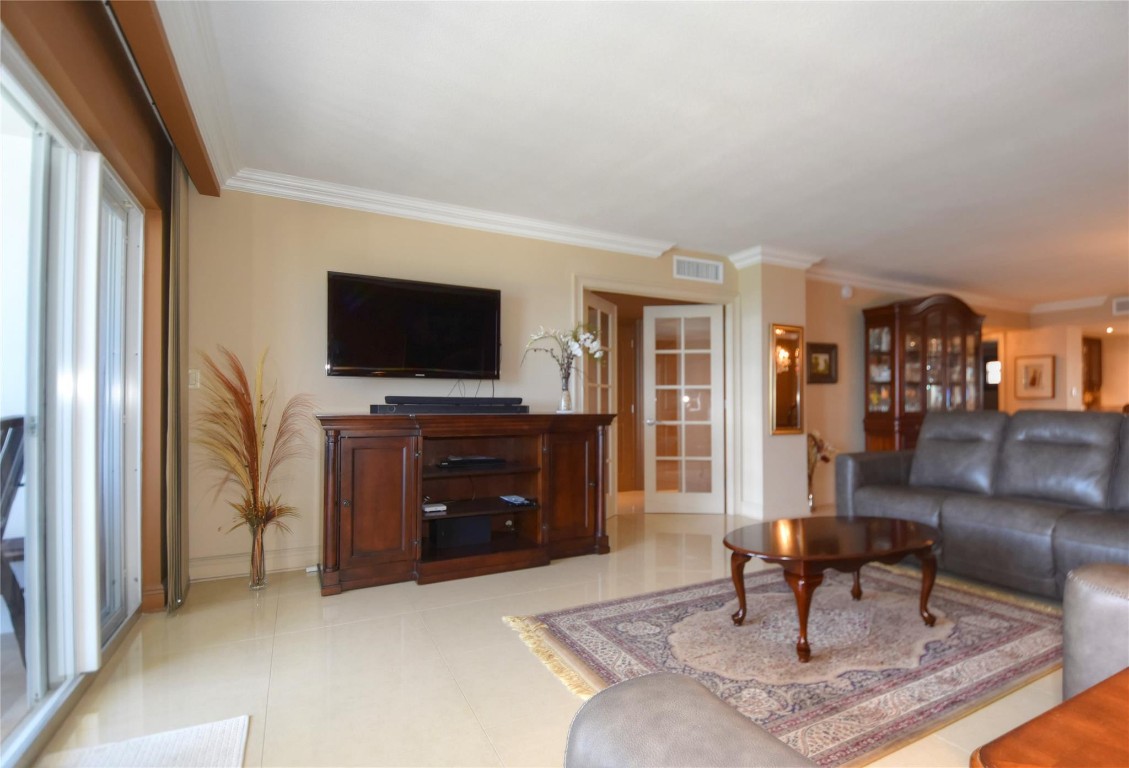 Century Plaza Condo - Residential Lease