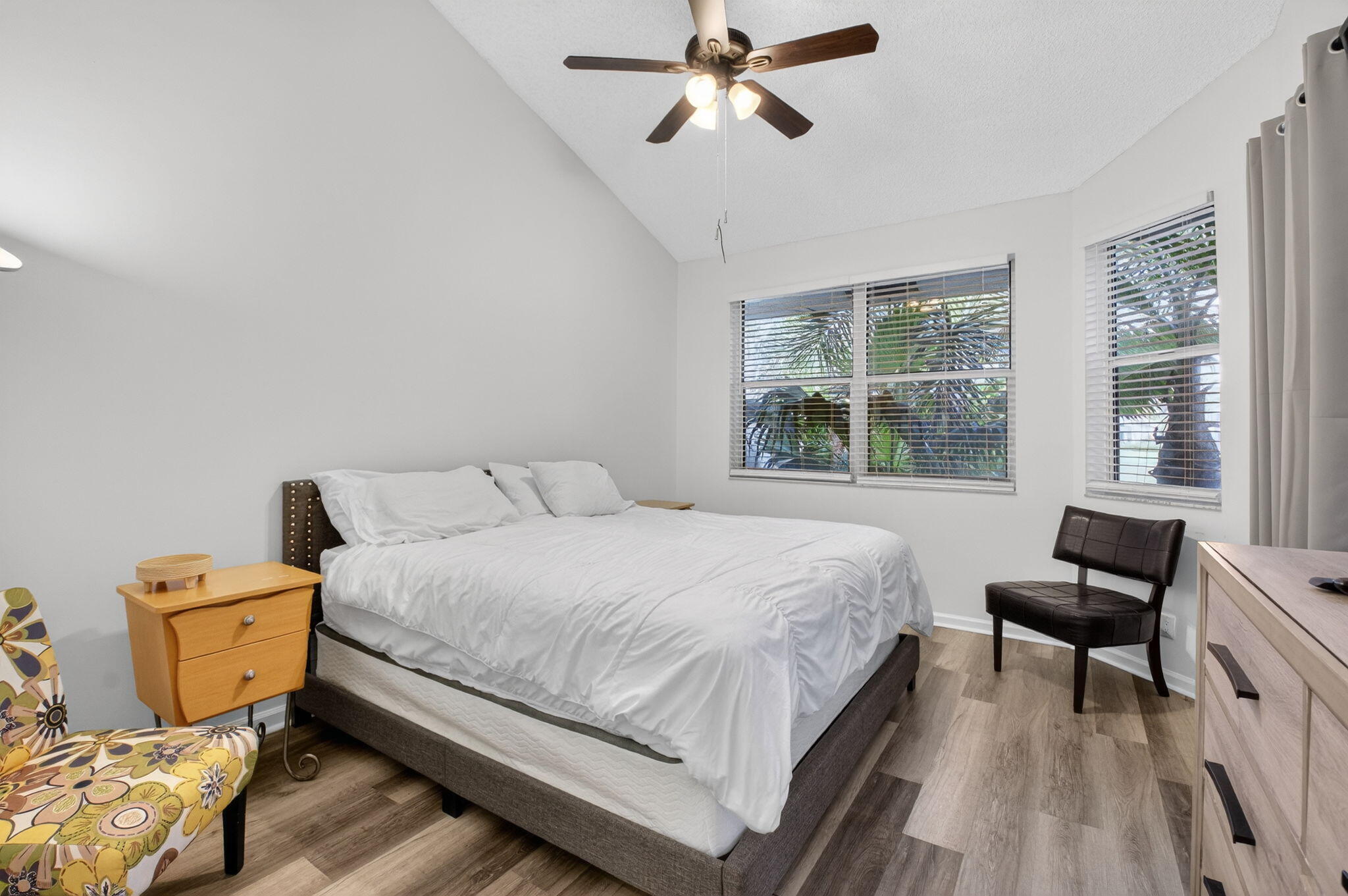 CEDAR CAY - Residential