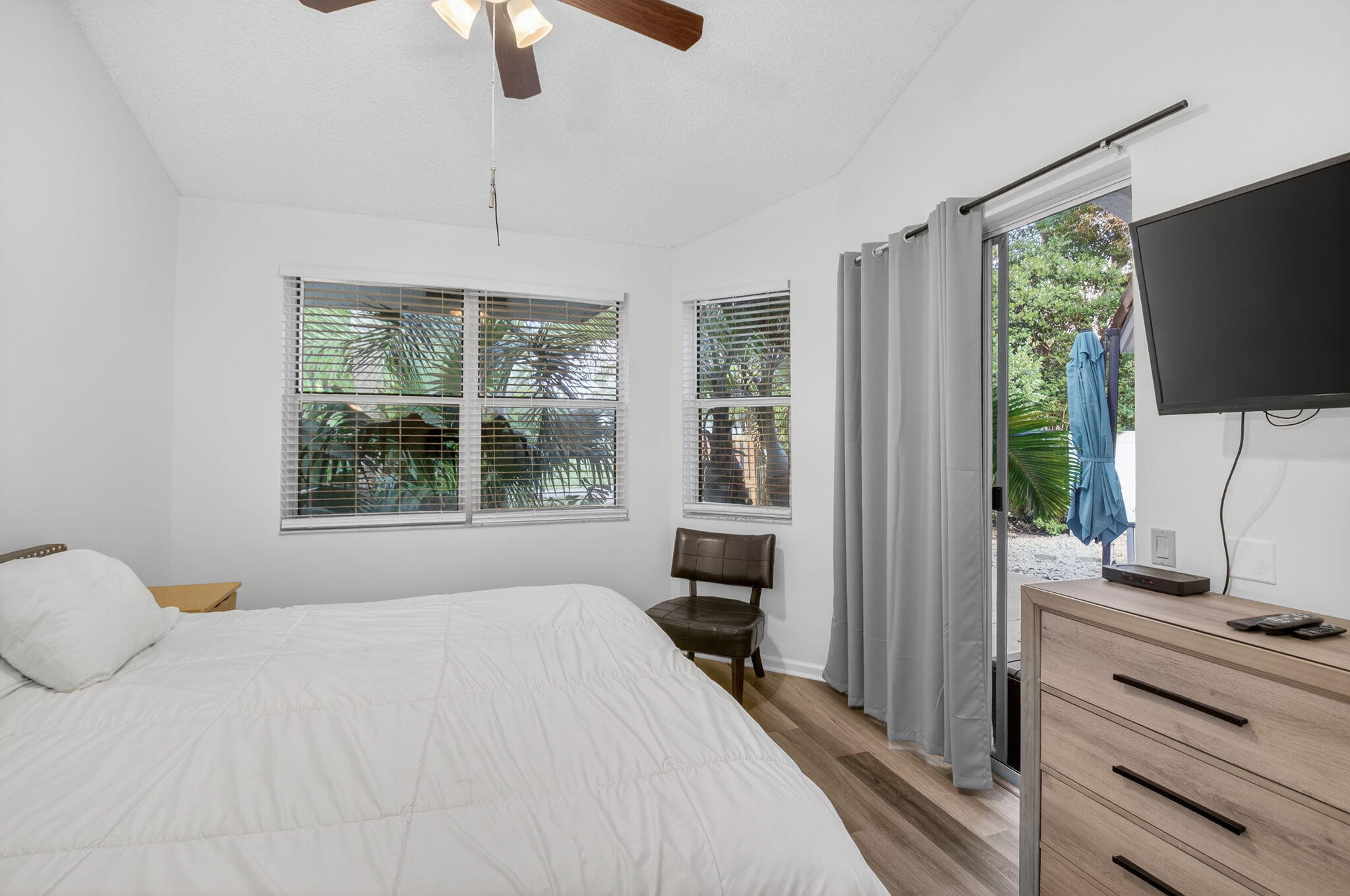 CEDAR CAY - Residential