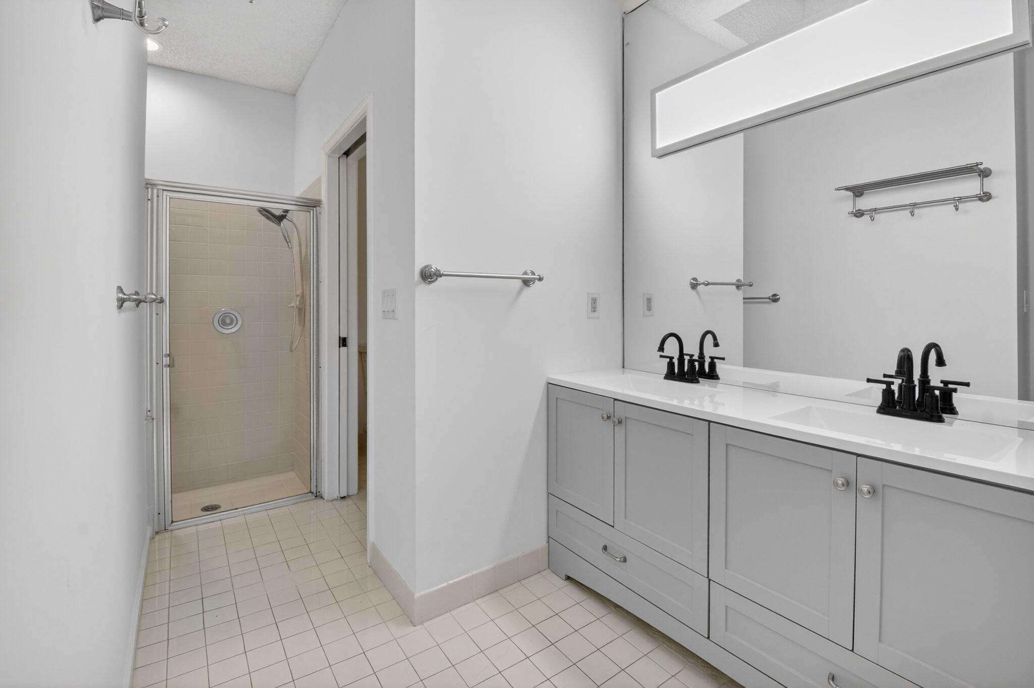 CEDAR CAY - Residential