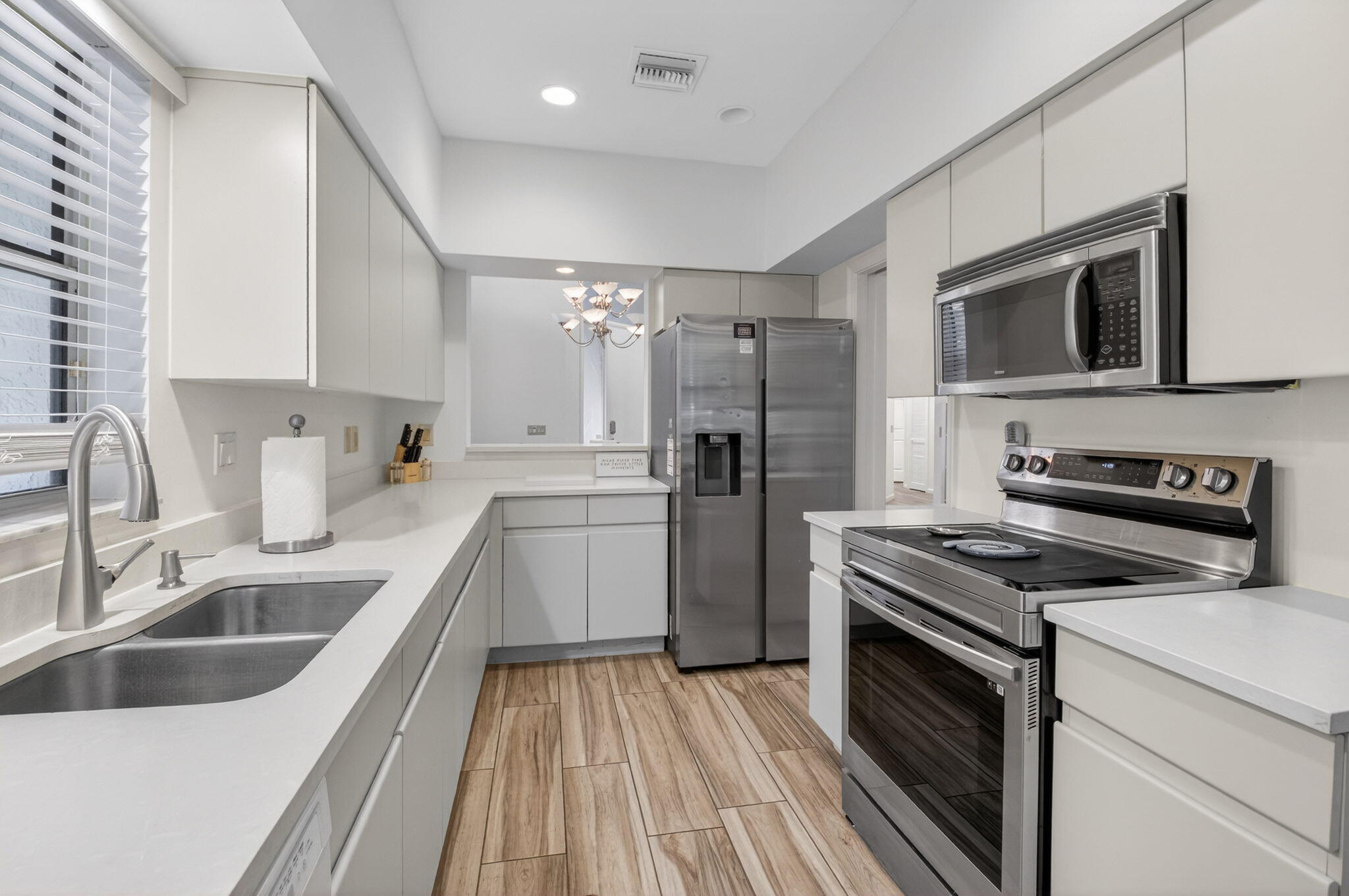 CEDAR CAY - Residential