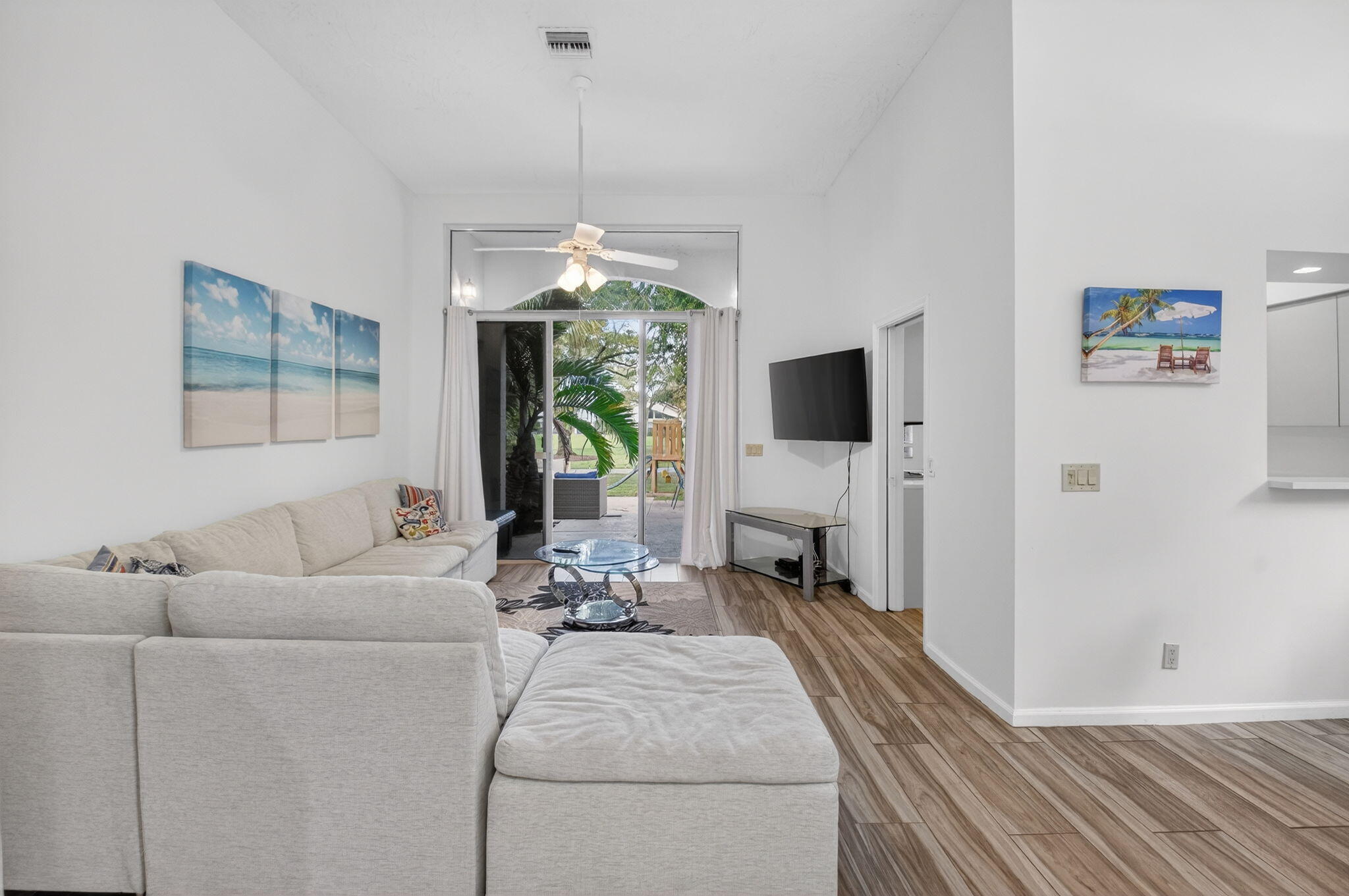 CEDAR CAY - Residential