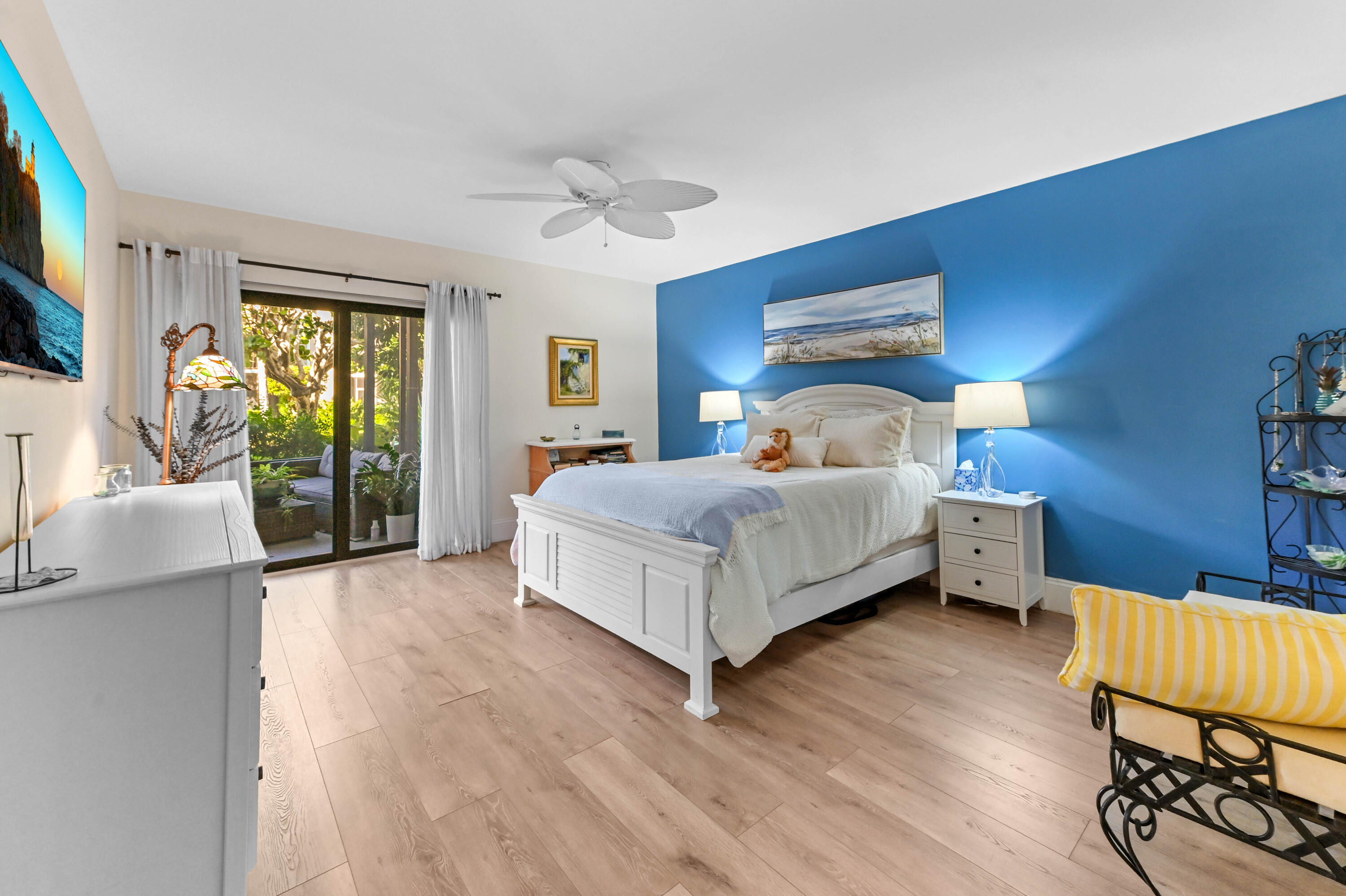 SOUTHGATE CONDO - Residential