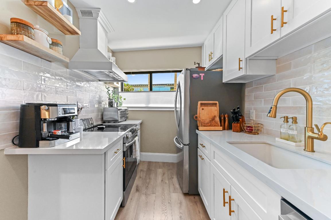 SOUTHGATE CONDO - Residential