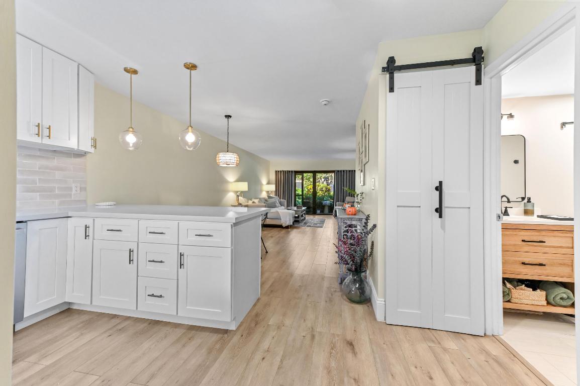 SOUTHGATE CONDO - Residential