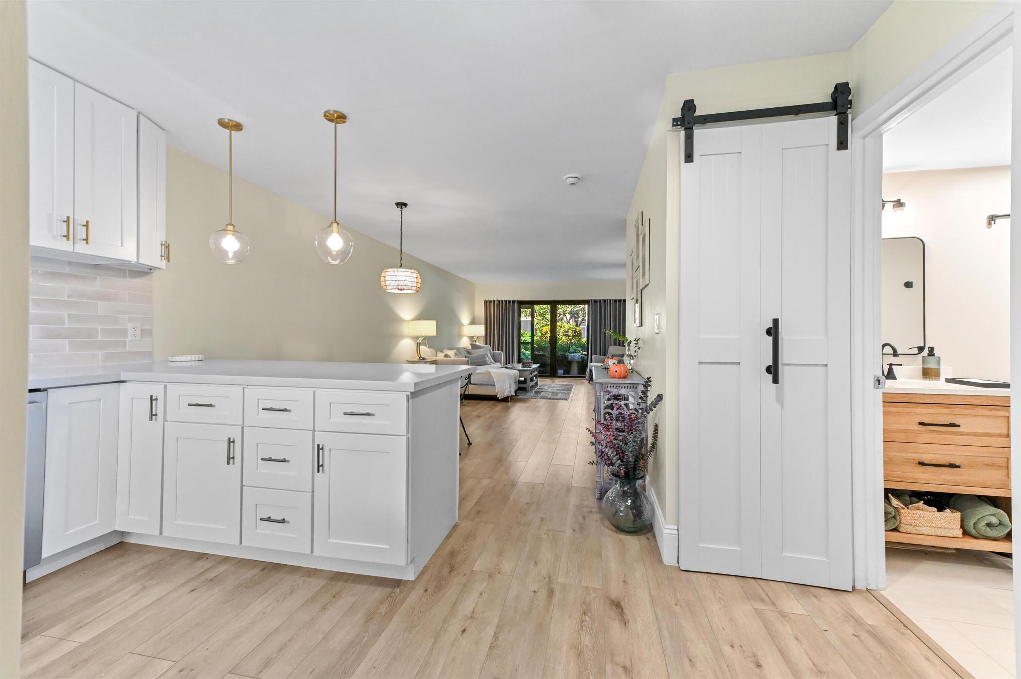 View photos, virtual tours, details... 3605 S Ocean Boulevard 122