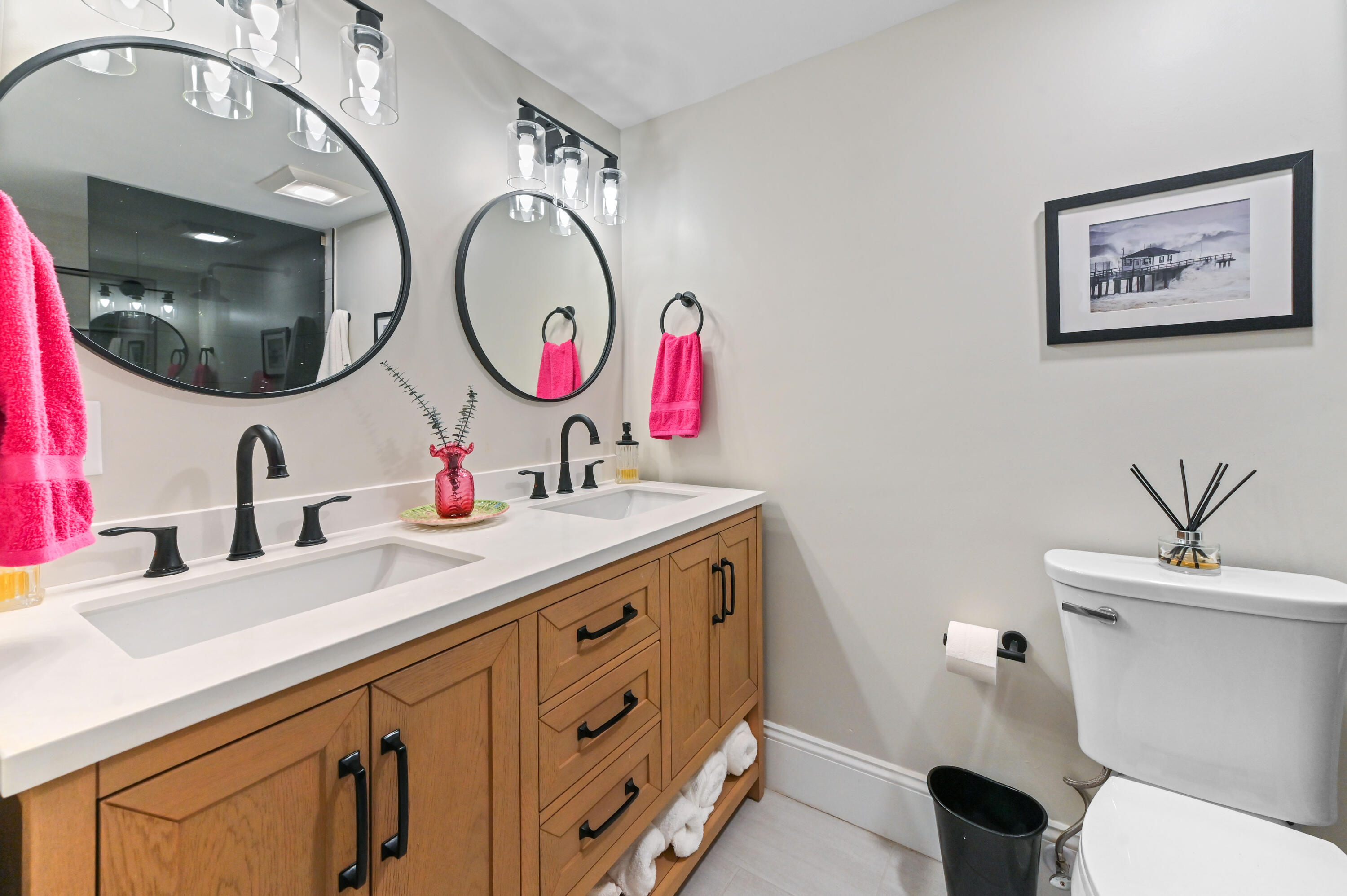 SOUTHGATE CONDO - Residential