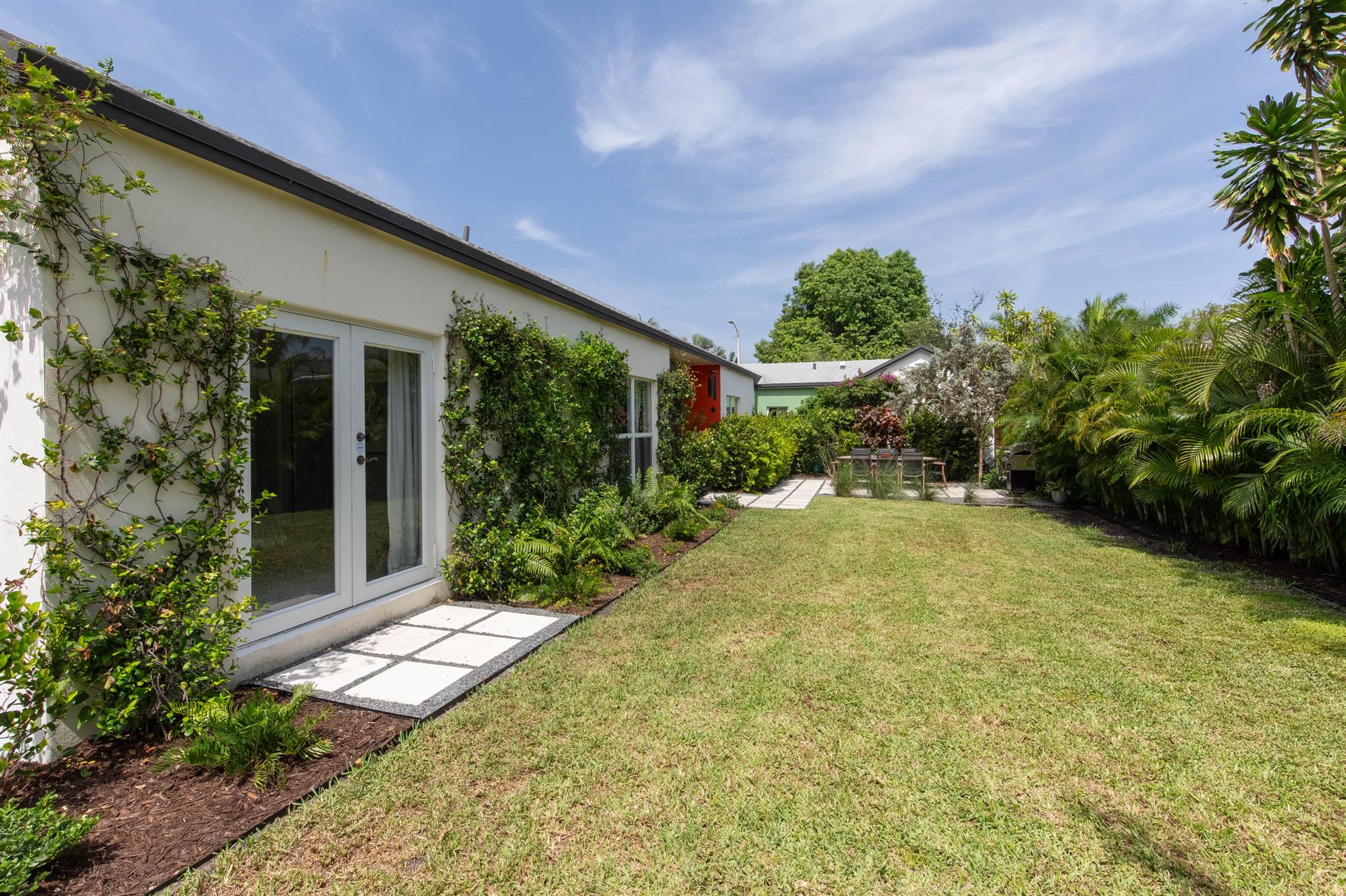 LAKE WORTH TOWN OF - Residential Lease