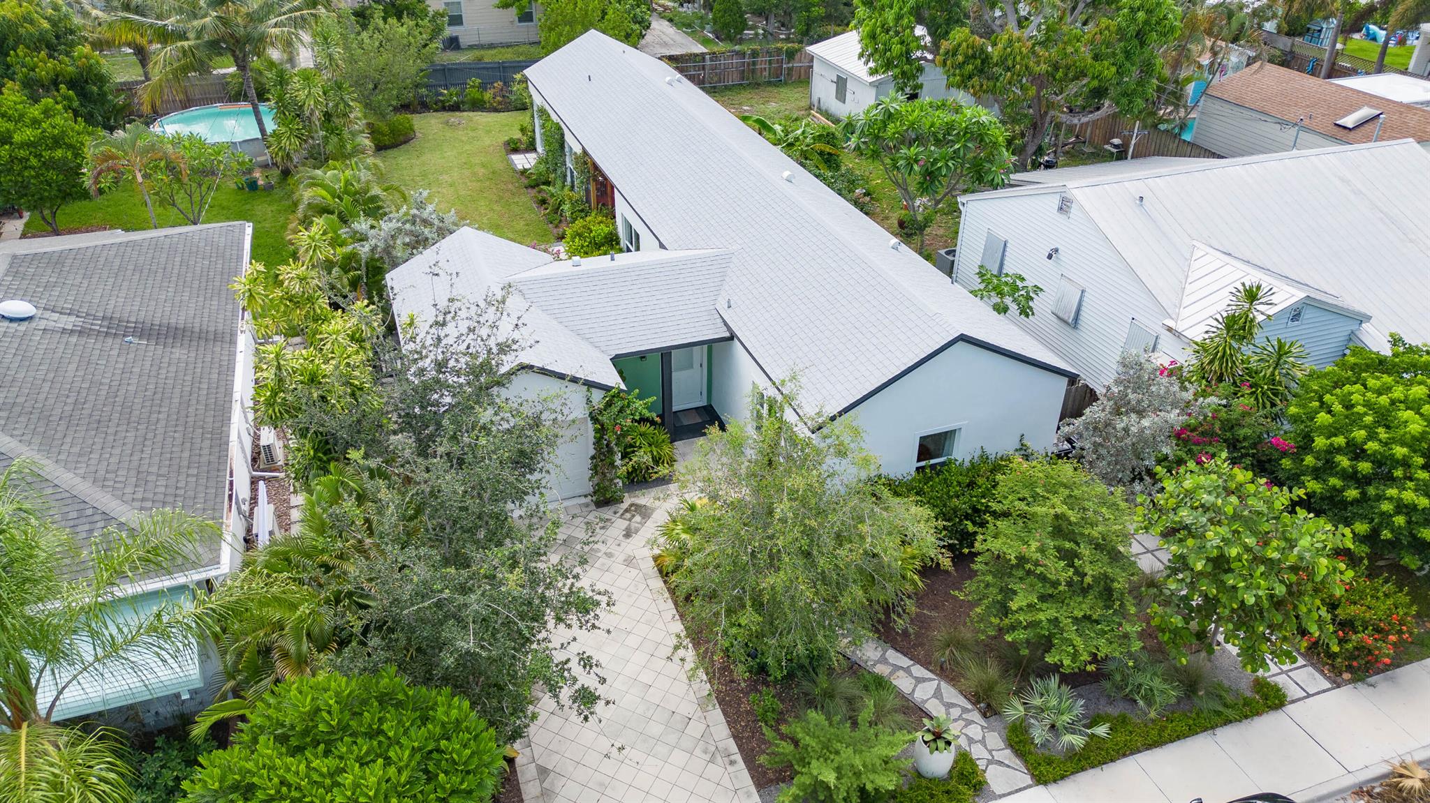 LAKE WORTH TOWN OF - Residential Lease