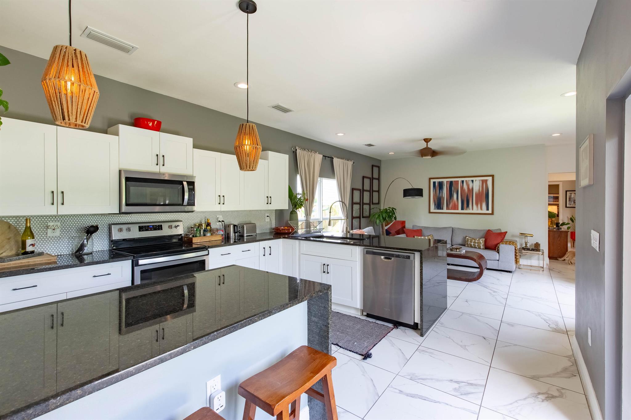 LAKE WORTH TOWN OF - Residential Lease