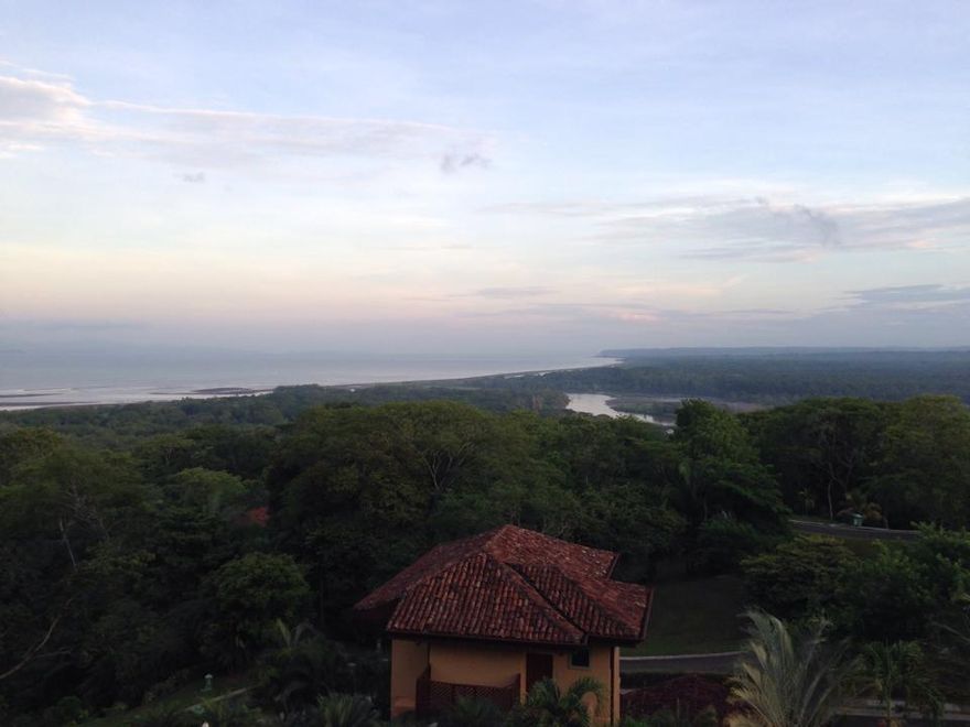 AMAZING Opportunity to own over 600 ACRES in a prime area of Costa Rica - C.R. Tourism is BOOMING and the country continues to grow every day !
Just a short drive from the Airport this is an excellent opportunity to own your own Flower Farm, Yoga Retreat, Vacation Home, or your own little city. Enjoy breath taking views of the mountains, wild life in your own piece of paradise. With the flexible zoning the opportunities are endless !! Don't miss out.