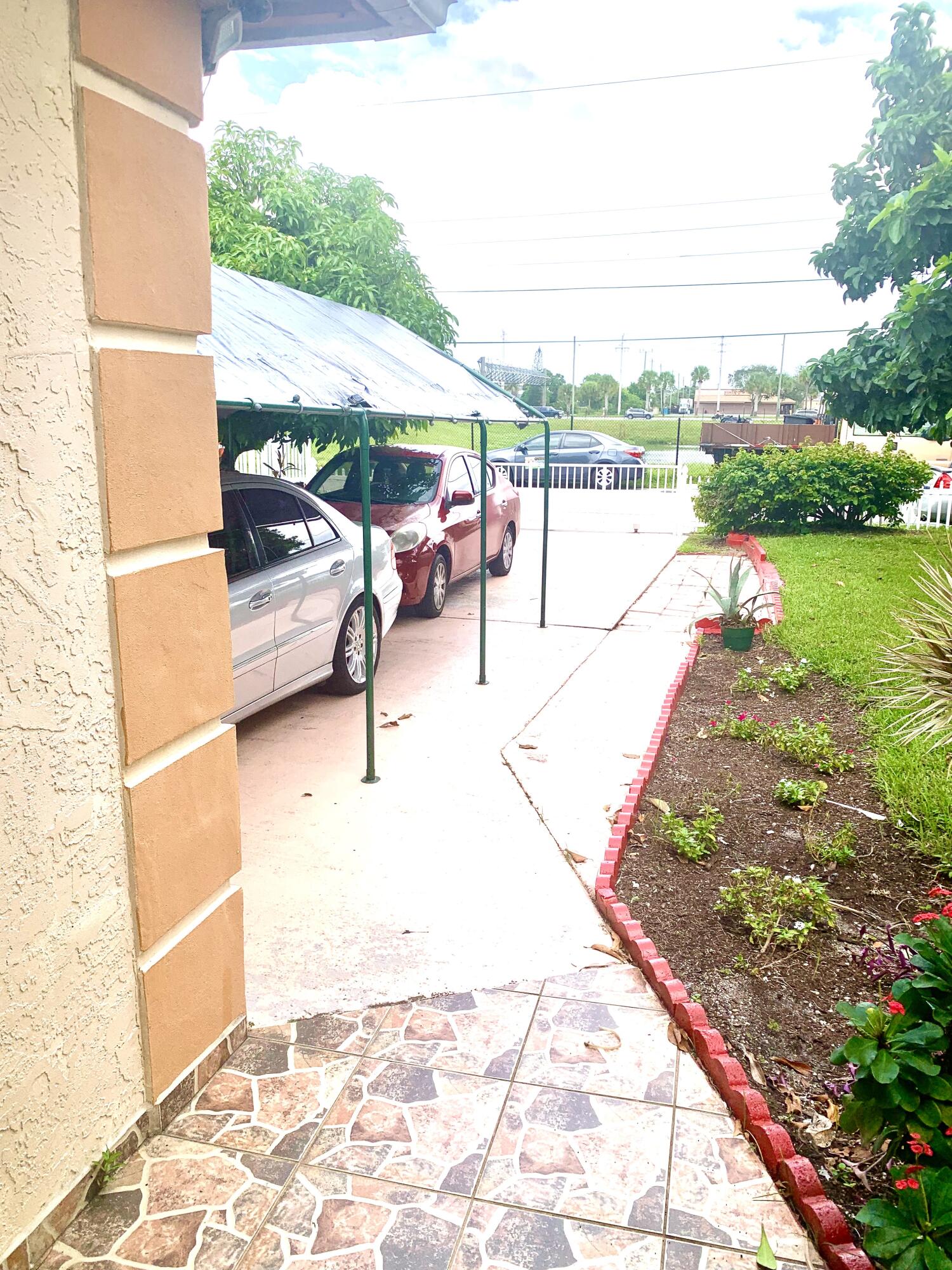 WEST TRAIL PARK - Residential