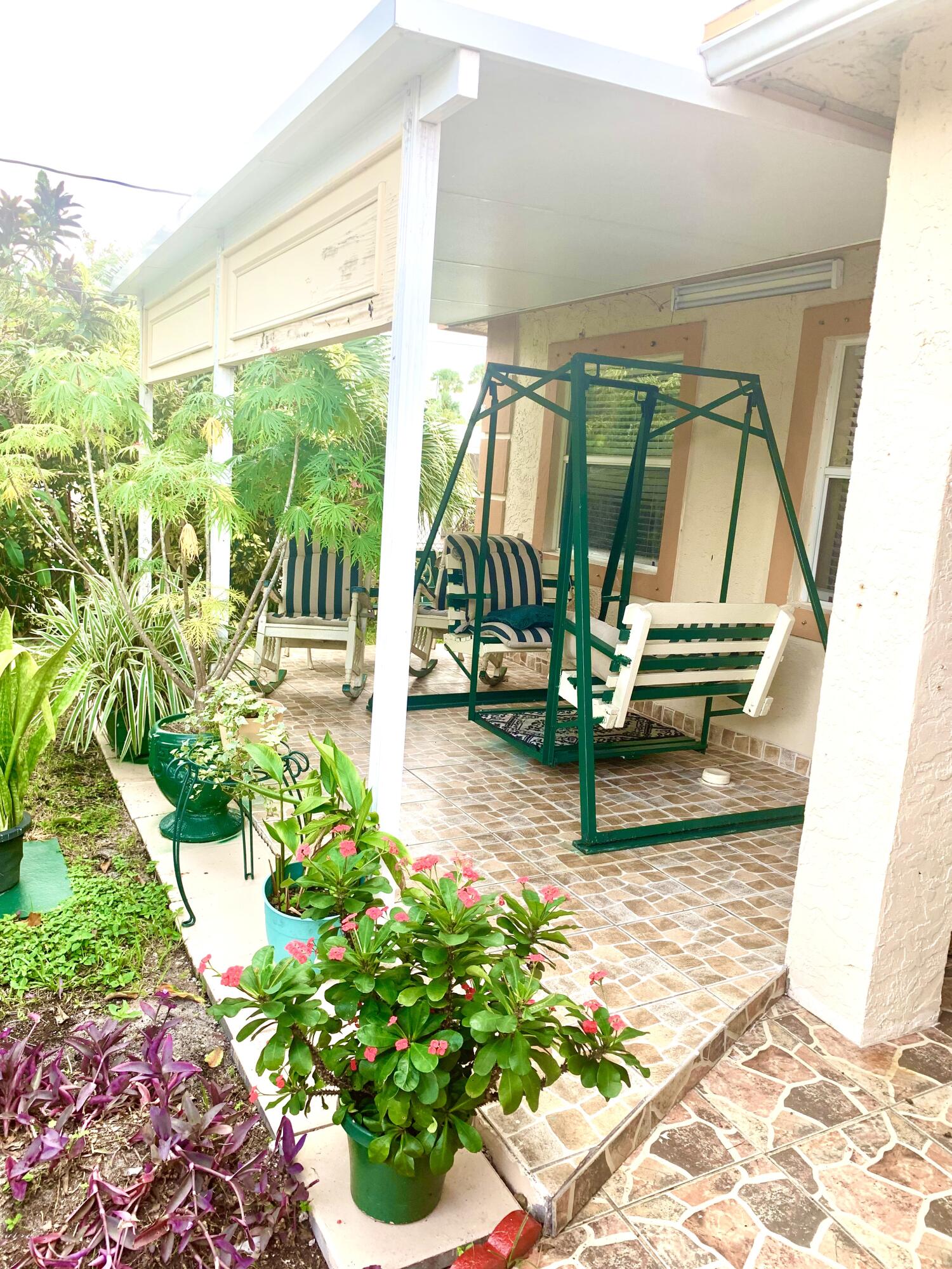 WEST TRAIL PARK - Residential