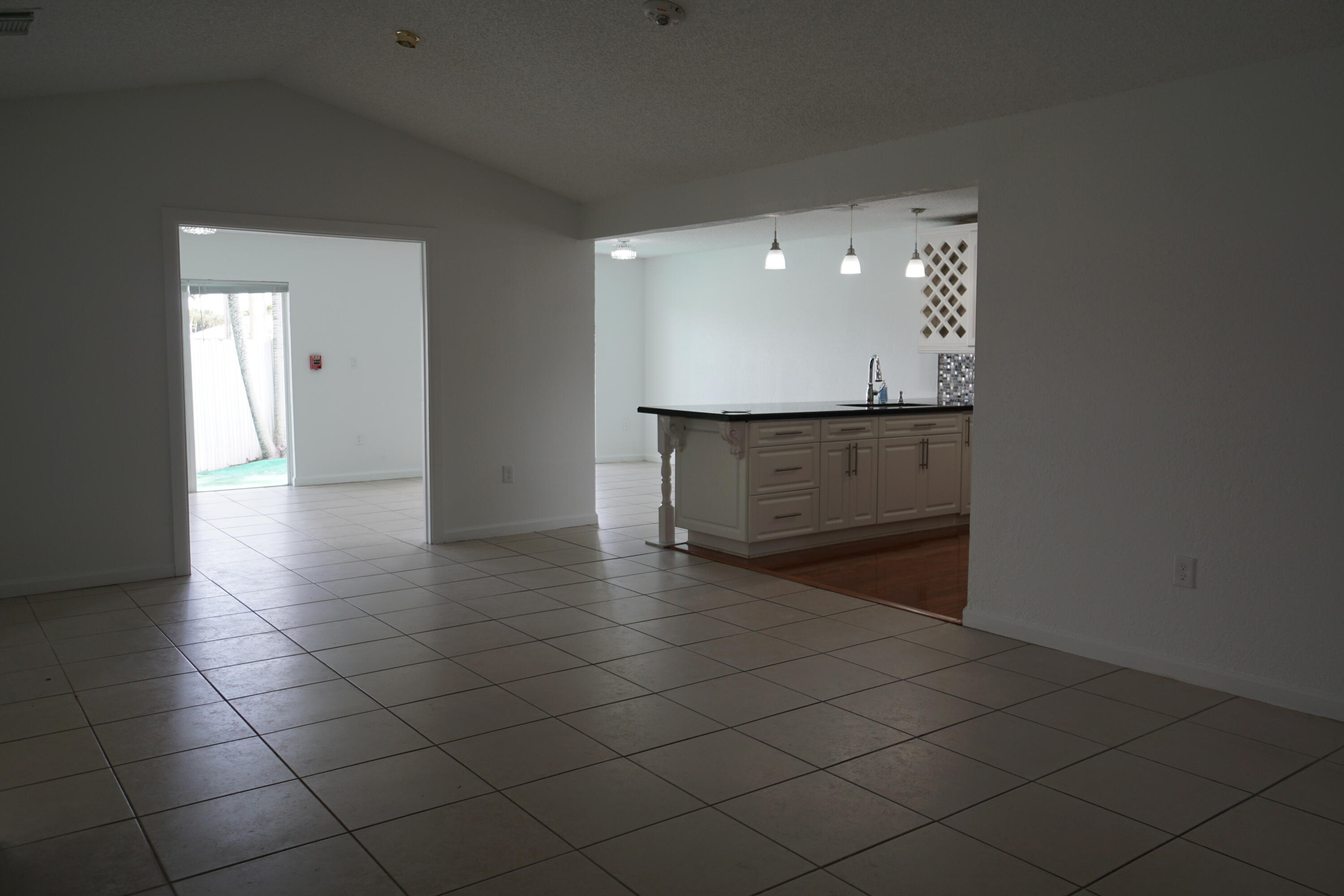 MIMI SUB - Residential