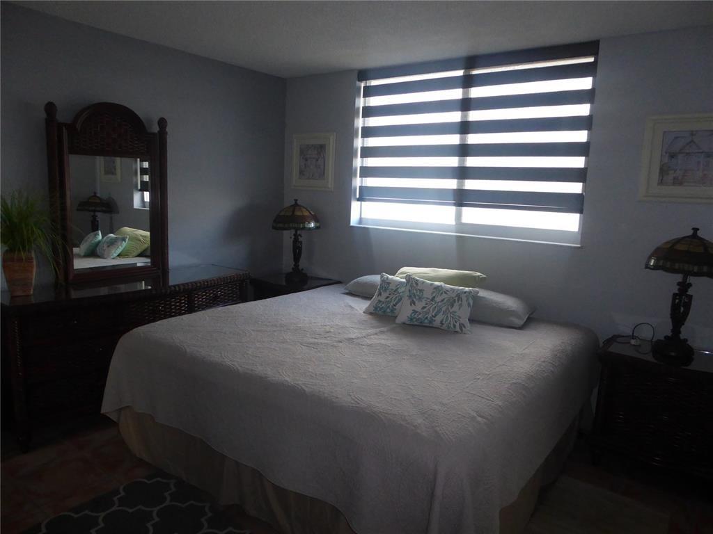 Port Royale Condo - Residential Lease