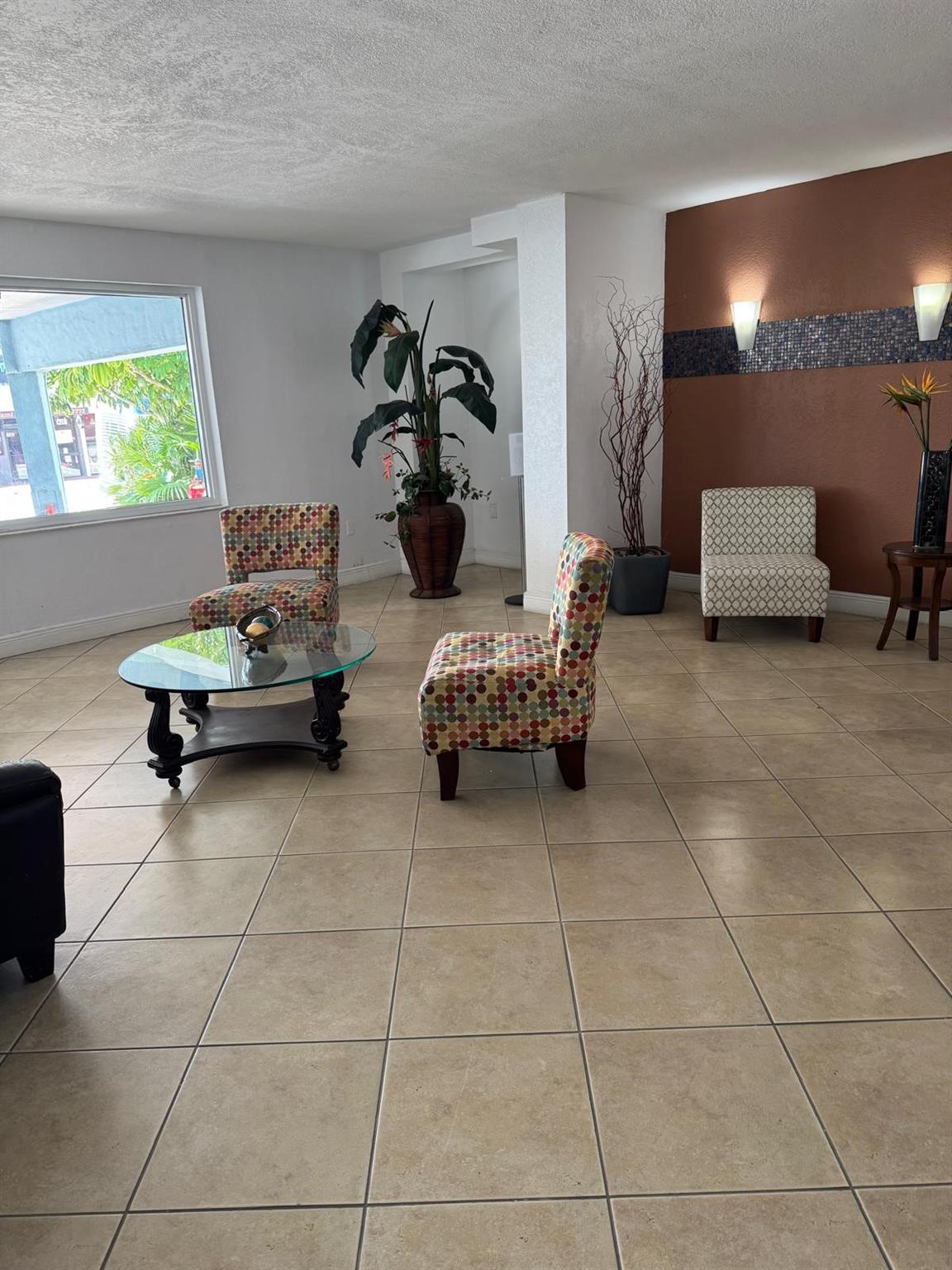 Port Royale Condo - Residential Lease