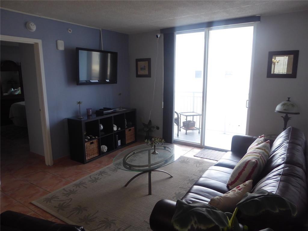 Port Royale Condo - Residential Lease