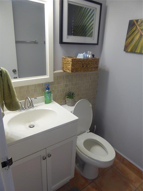Port Royale Condo - Residential Lease