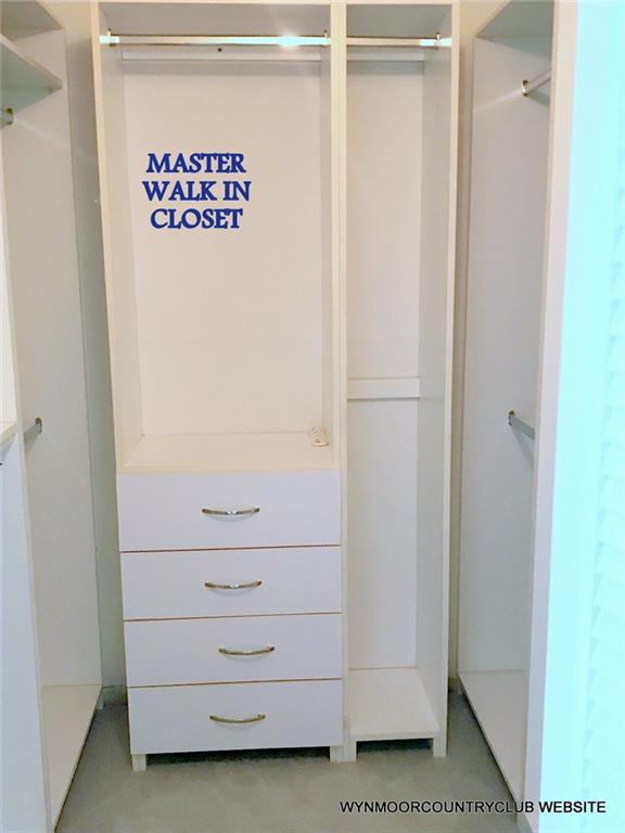 WYNMOOR COUNTRY CLUB - Residential