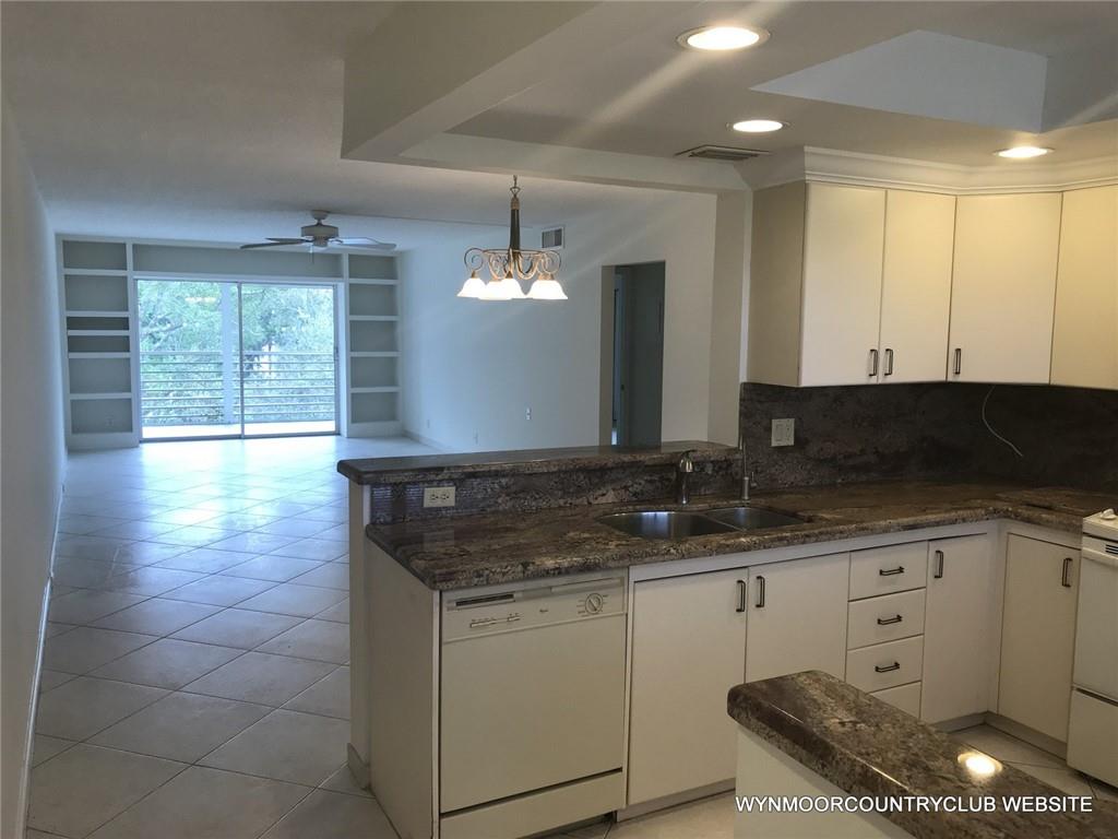 WYNMOOR COUNTRY CLUB - Residential