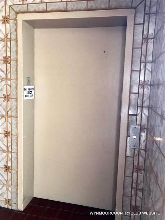 WYNMOOR COUNTRY CLUB - Residential