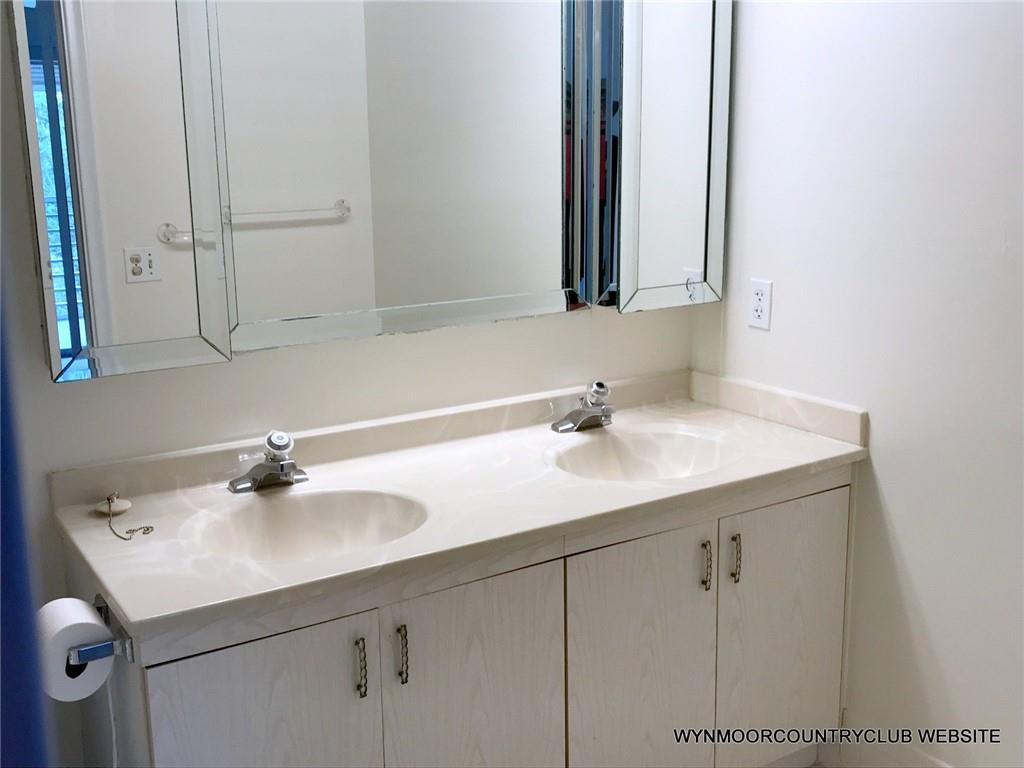 WYNMOOR COUNTRY CLUB - Residential