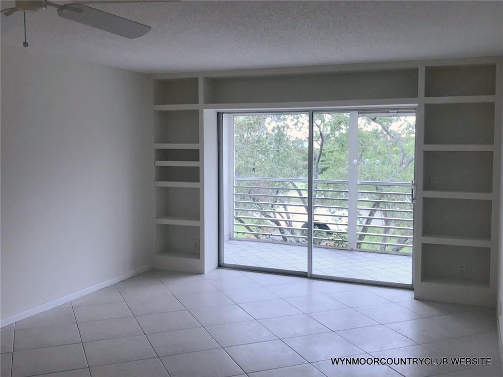 WYNMOOR COUNTRY CLUB - Residential