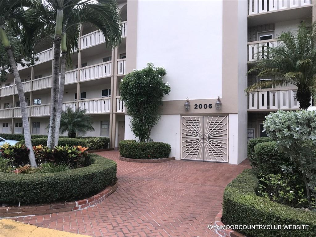 WYNMOOR COUNTRY CLUB - Residential